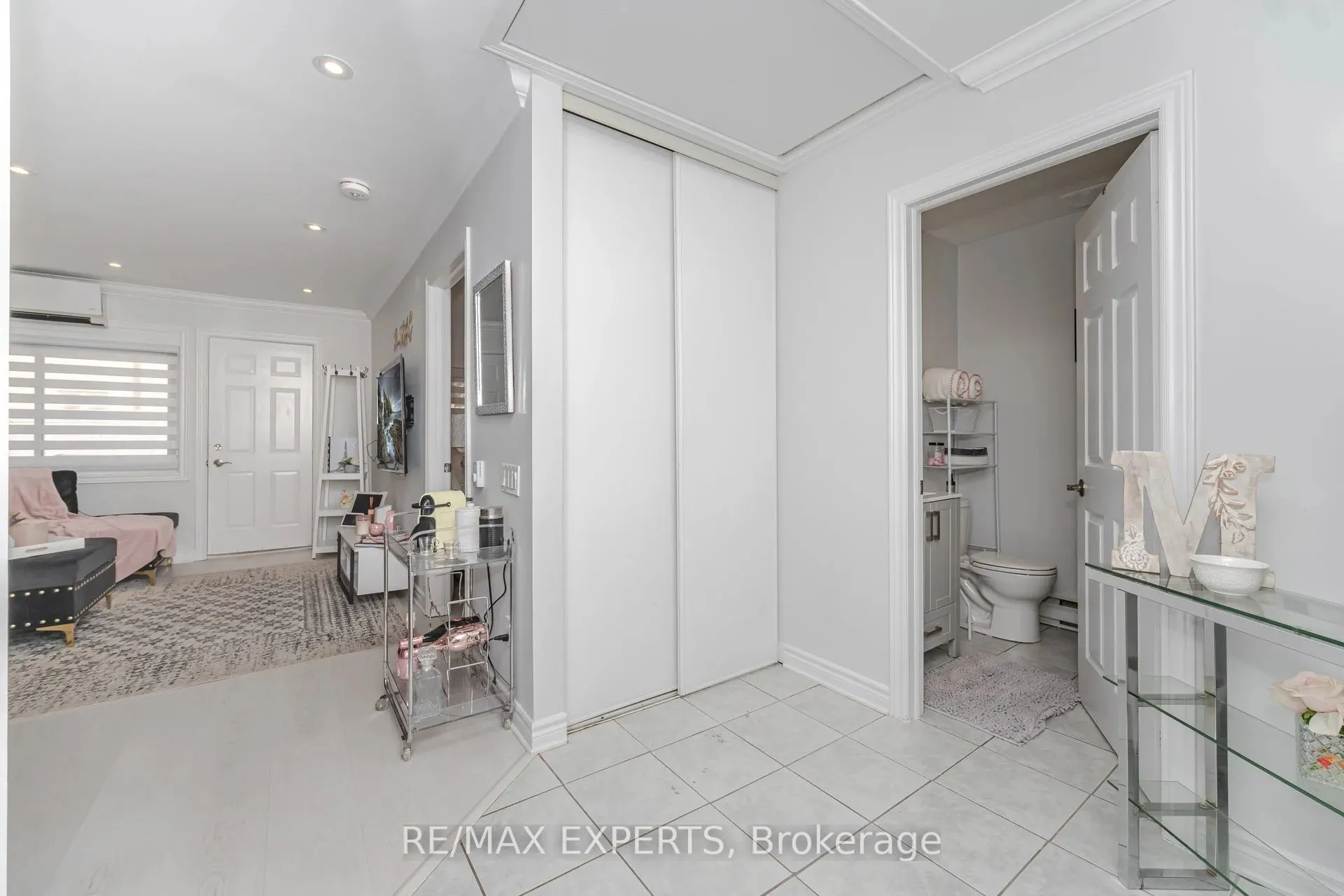 77 Mill Street E, #22