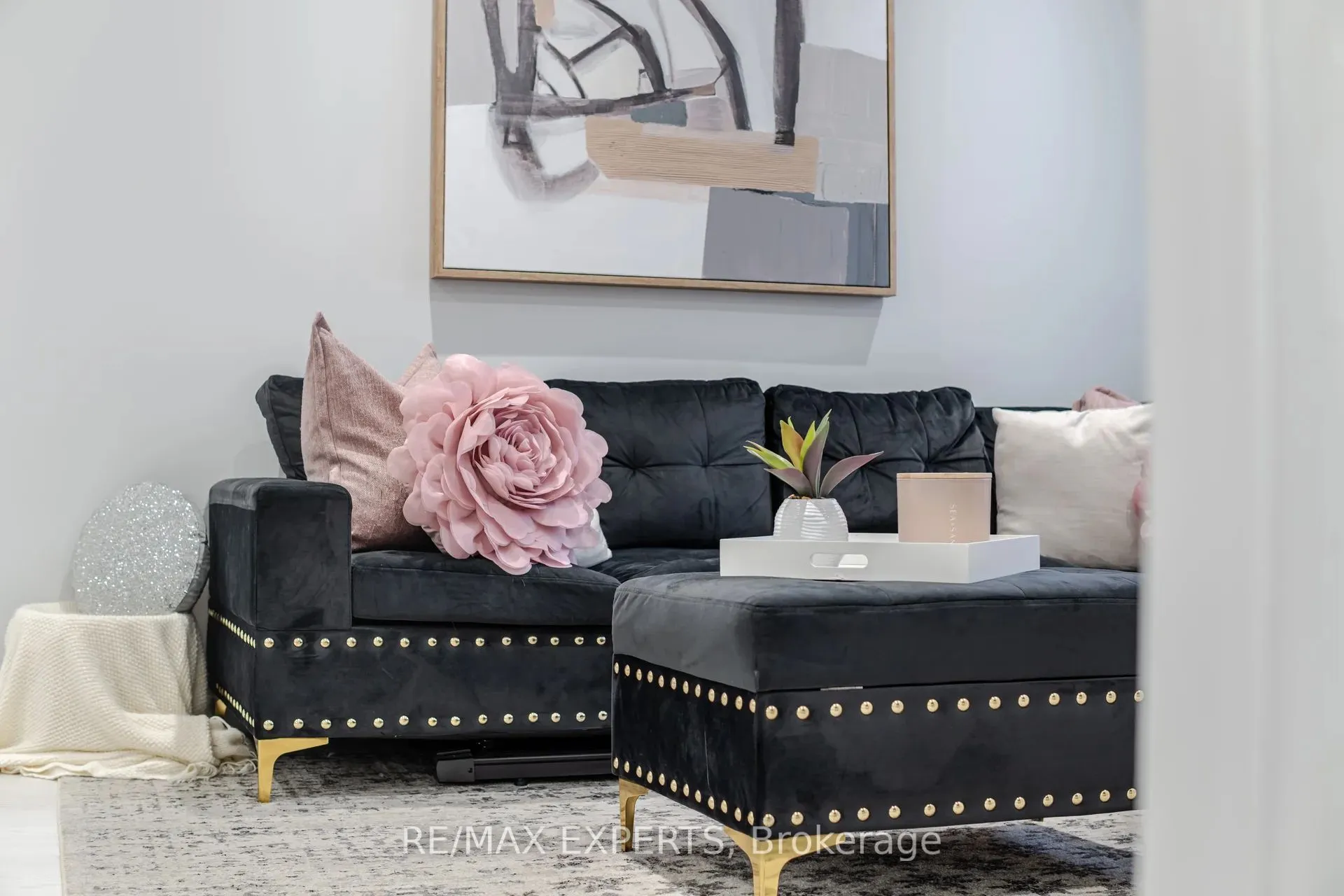 77 Mill Street E, #22