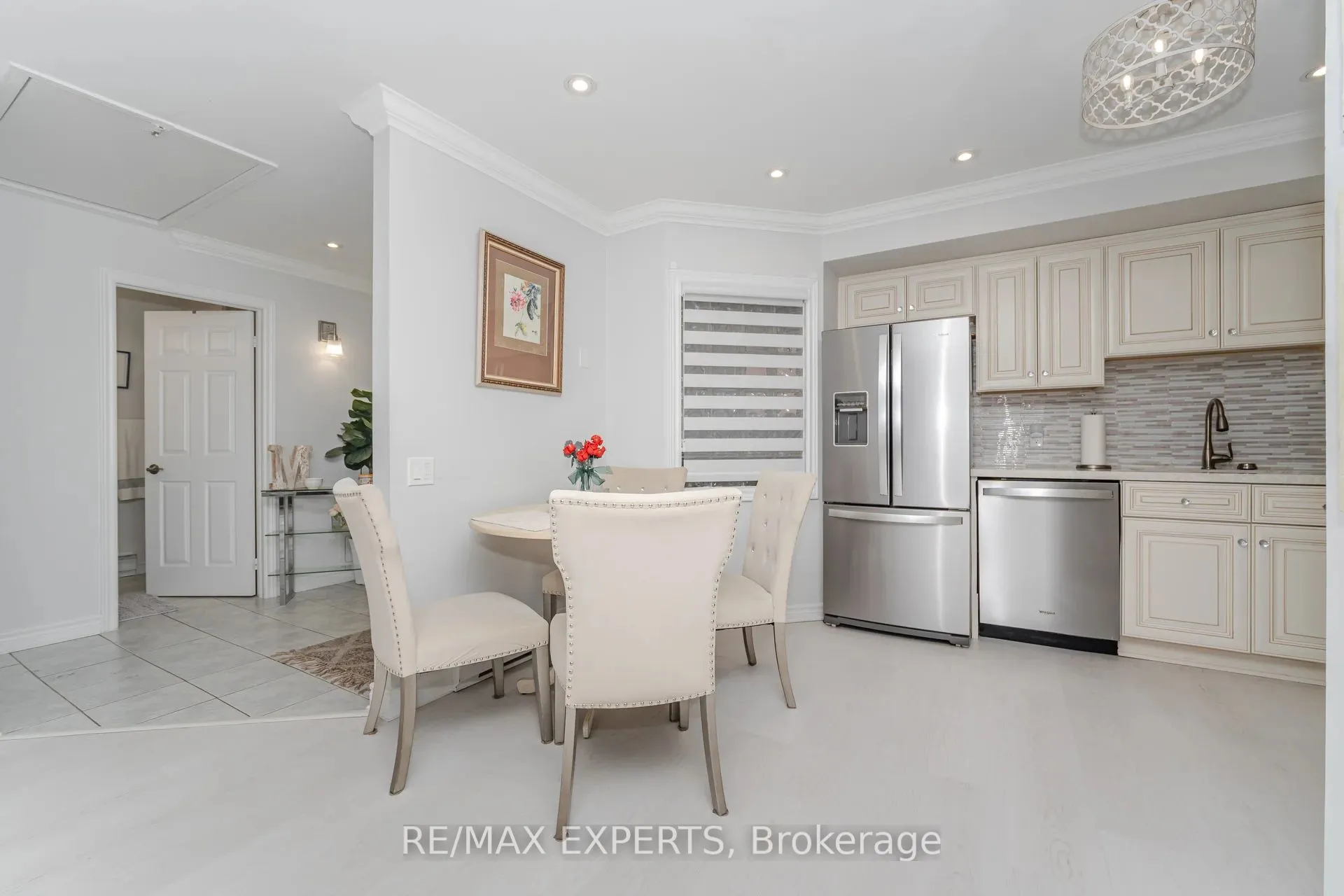 77 Mill Street E, #22