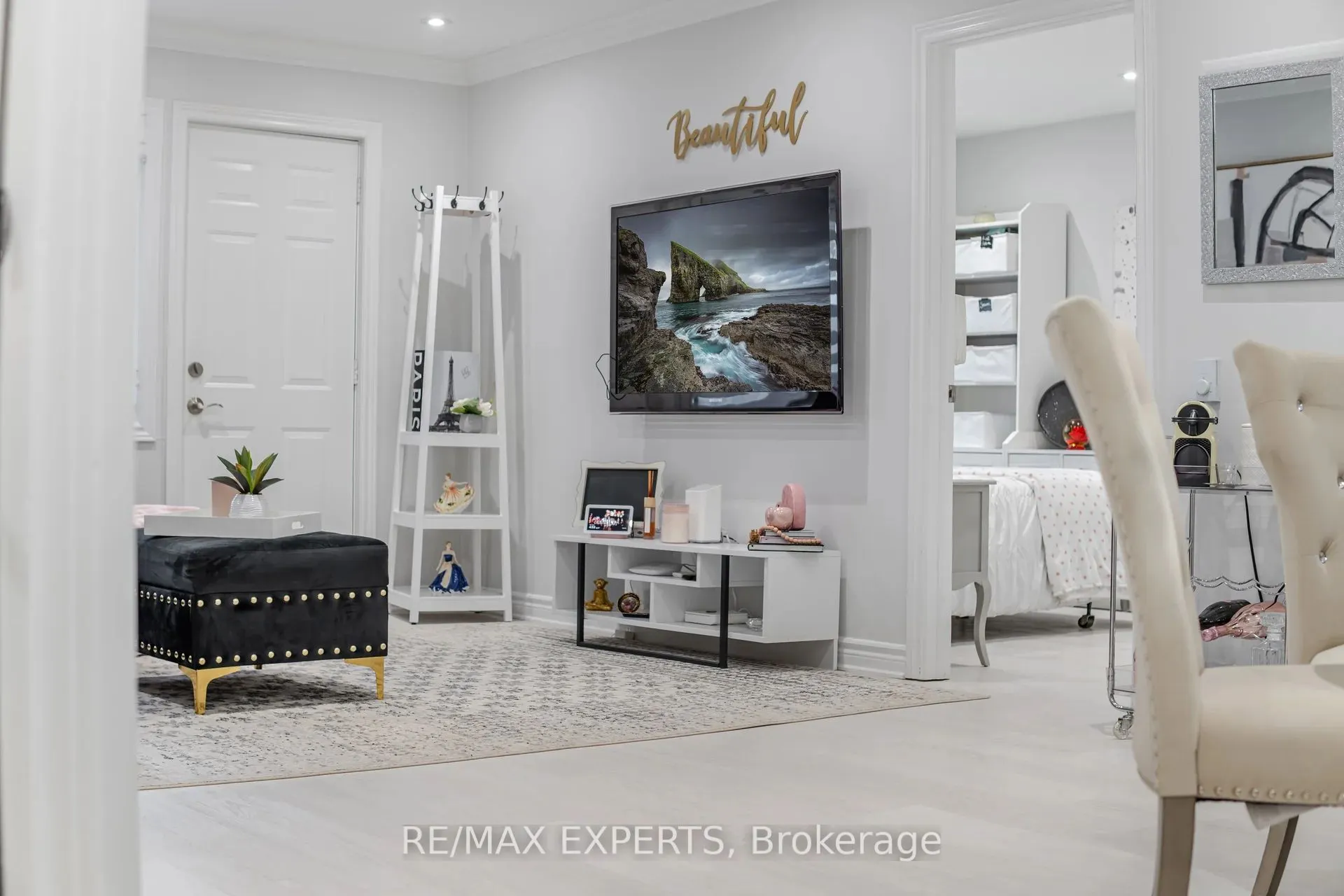 77 Mill Street E, #22
