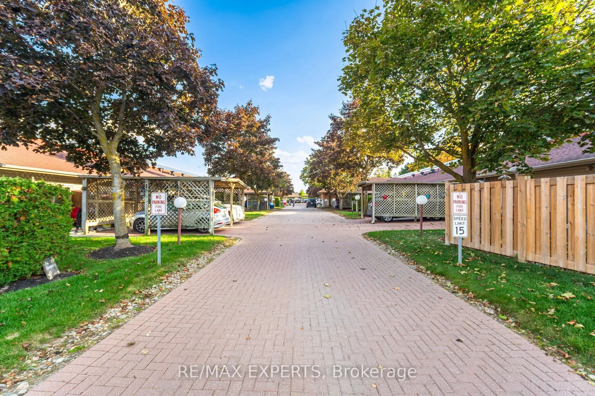 77 Mill Street E, #22