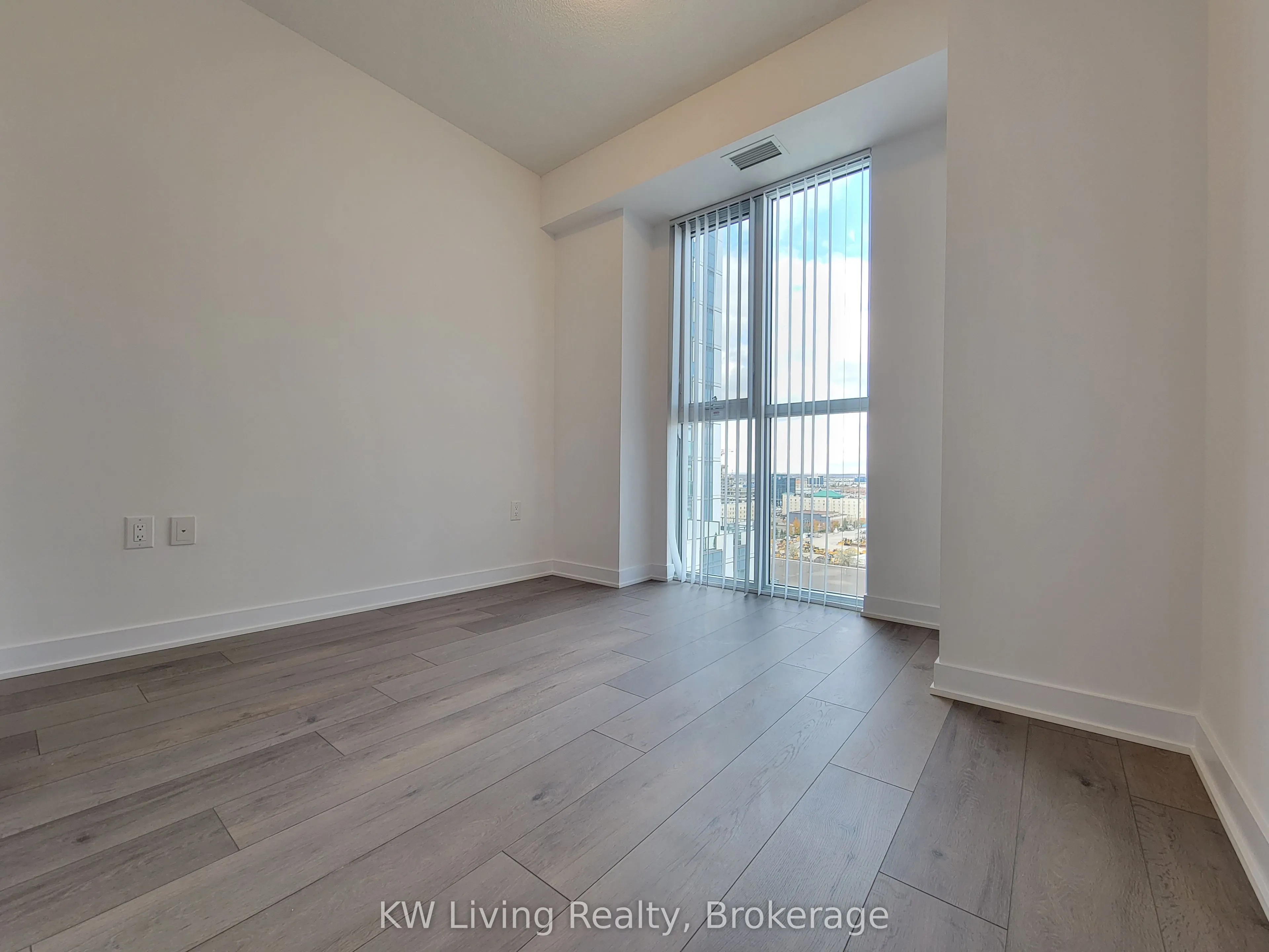 60 Honeycrisp Crescent, #1507