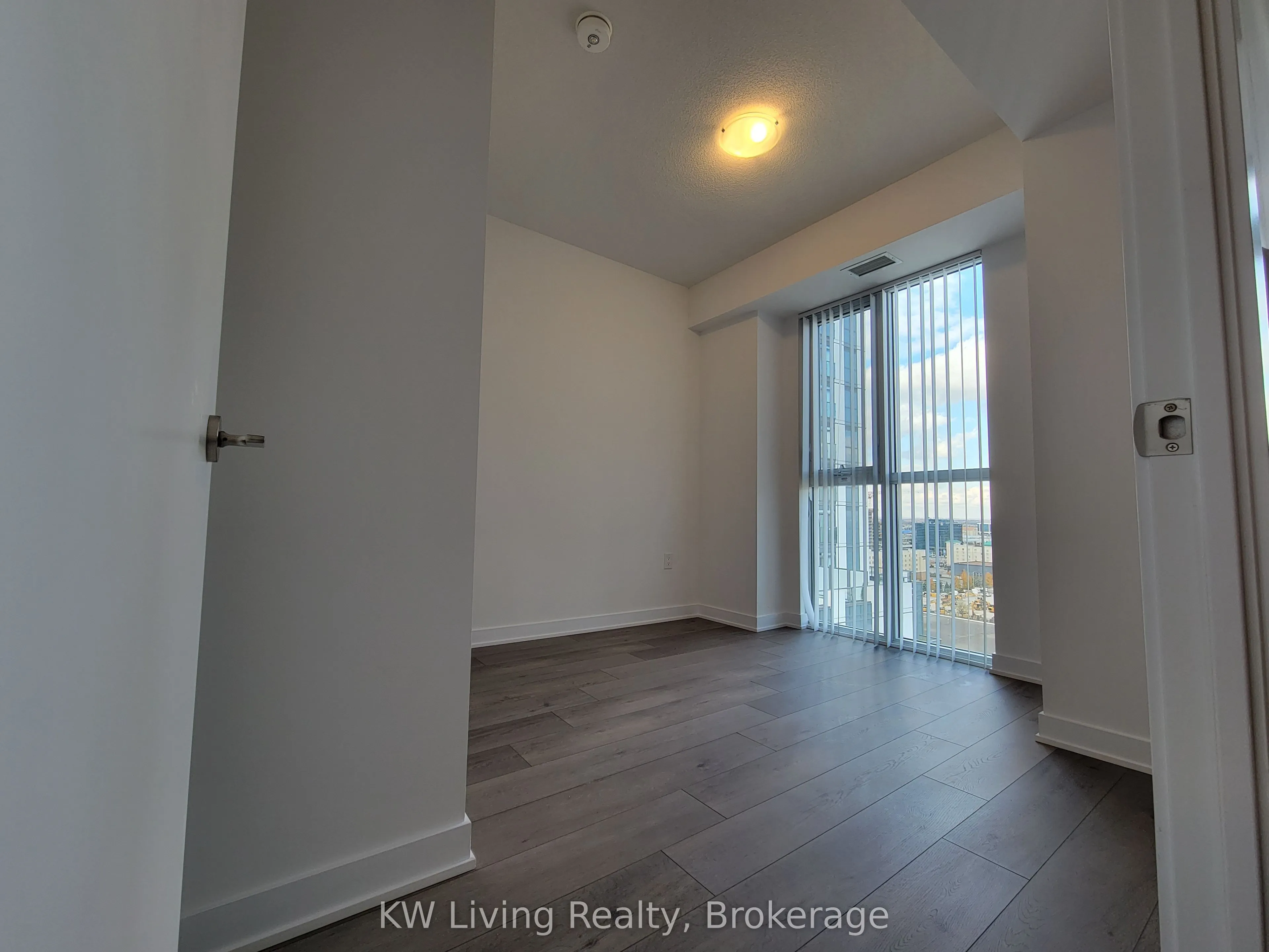 60 Honeycrisp Crescent, #1507