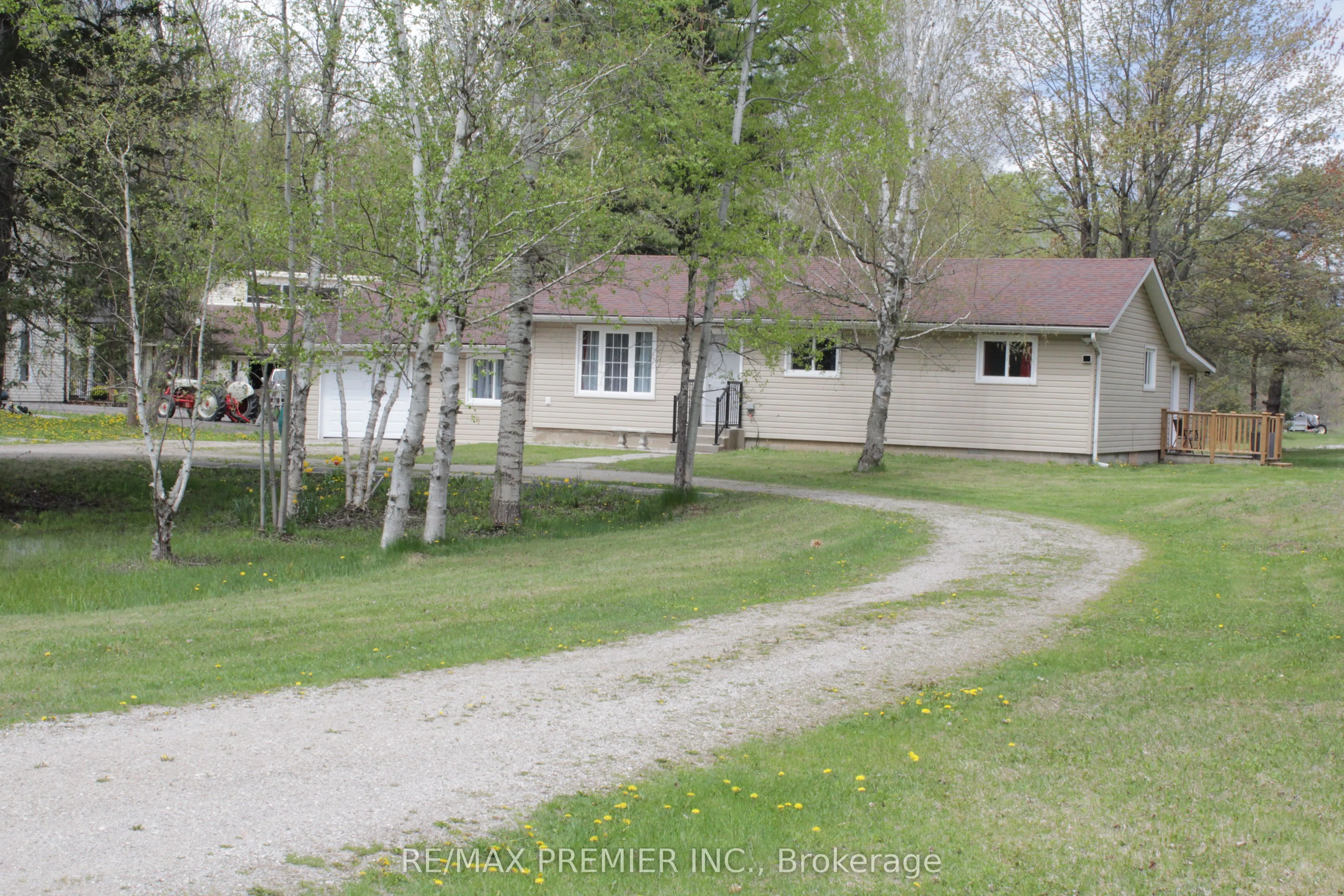 5258 30th Side Road