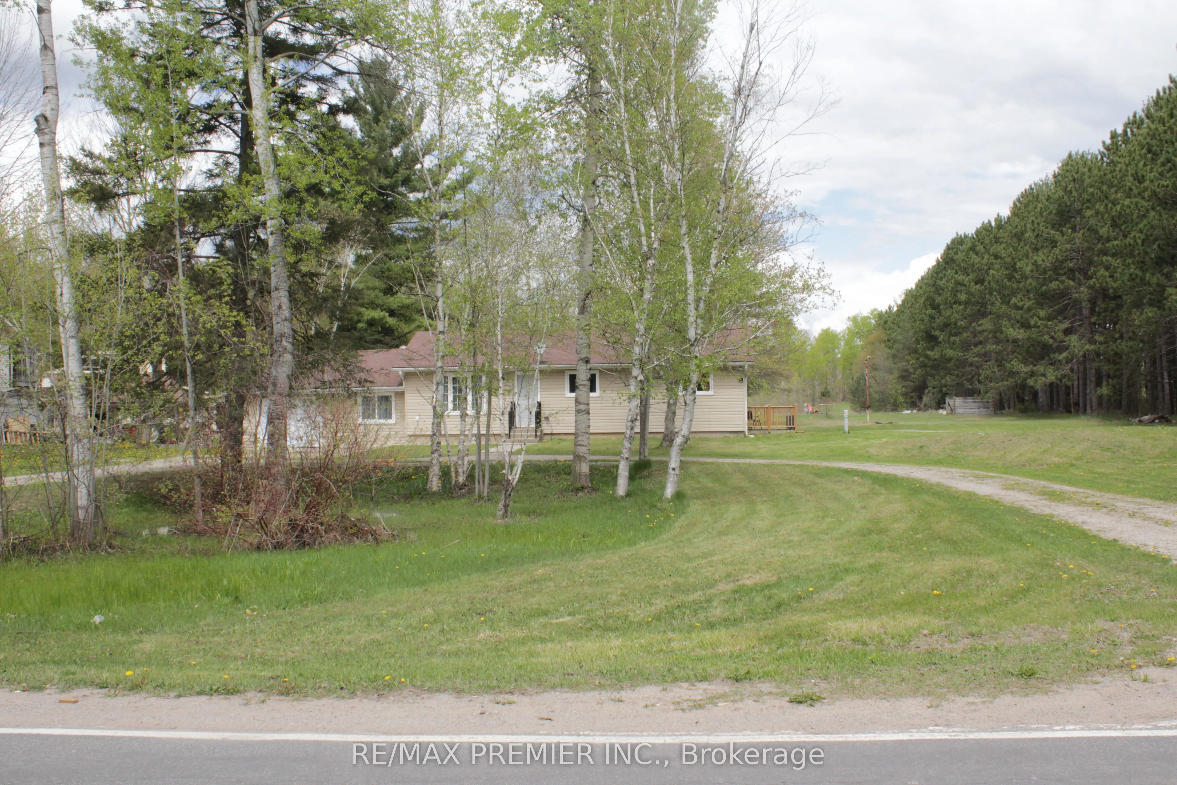 5258 30th Side Road