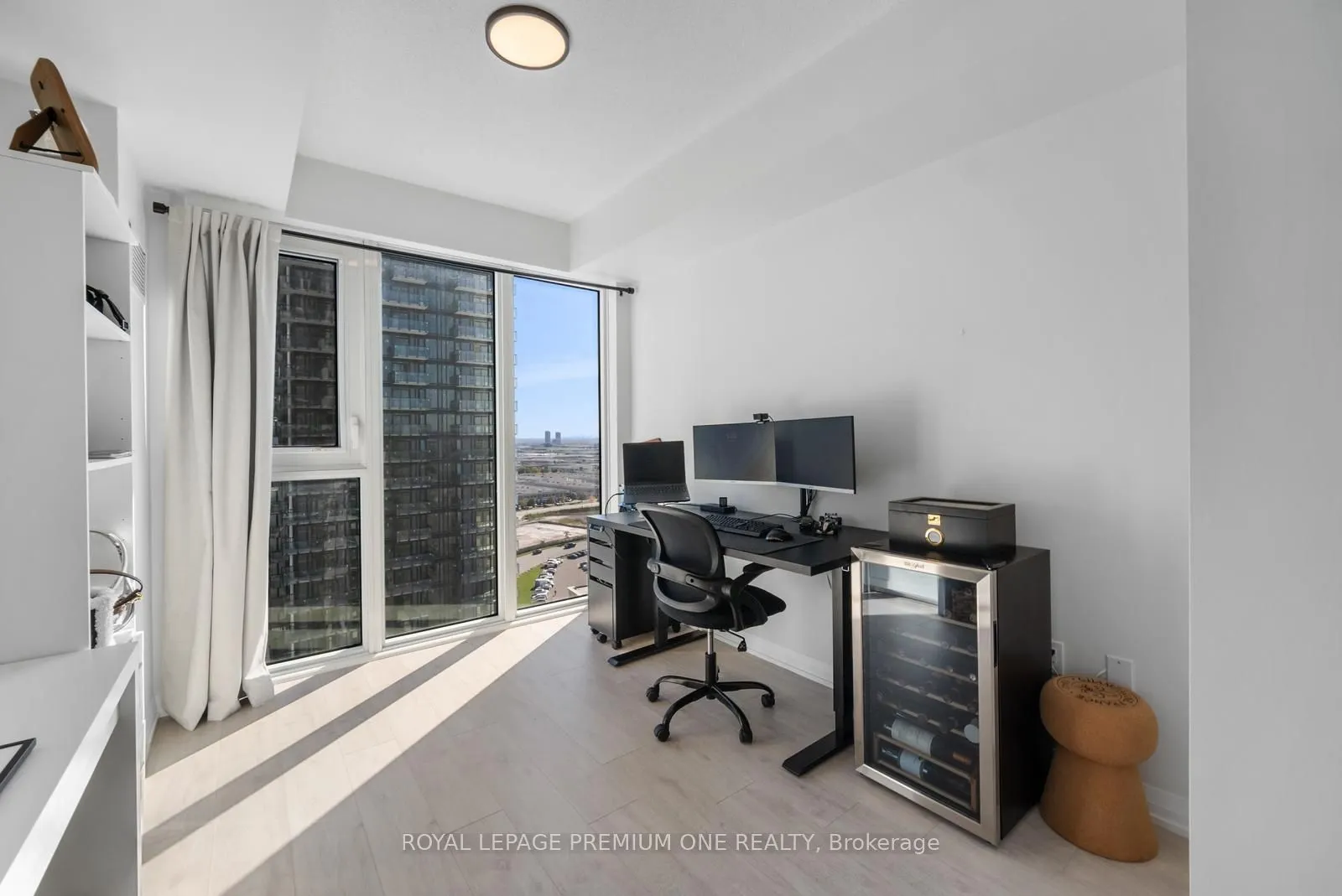 9000 JANE Street, #1715