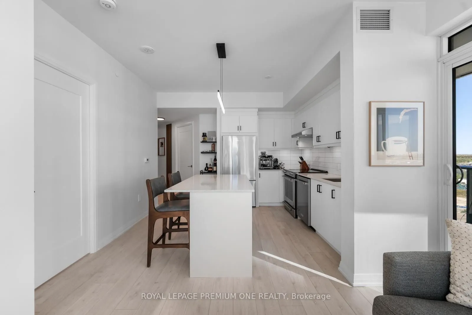 9000 JANE Street, #1715