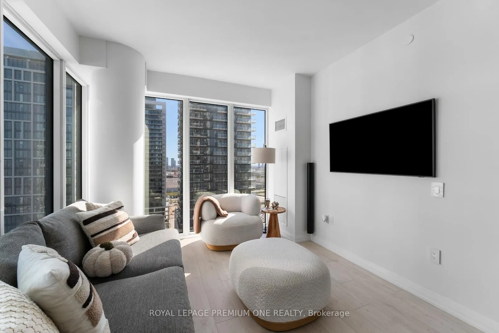 9000 JANE Street, #1715