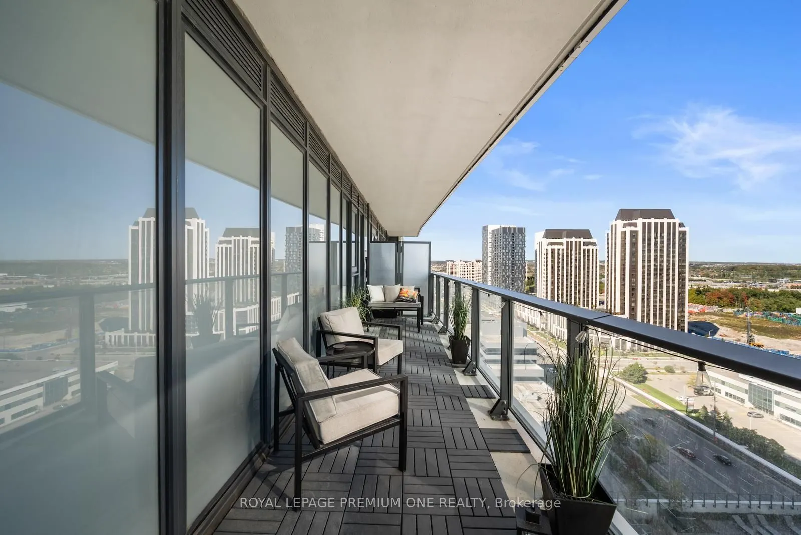 9000 JANE Street, #1715