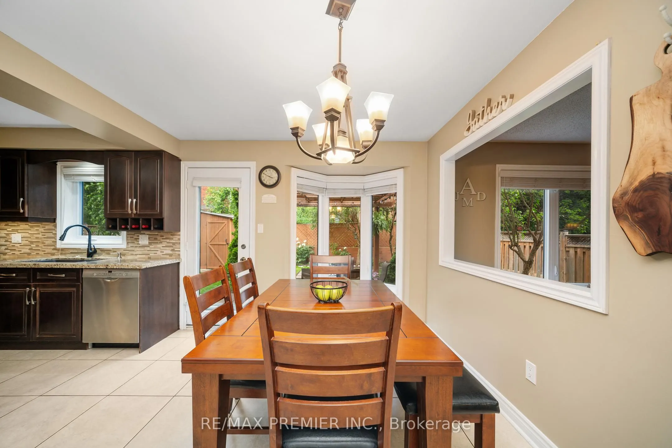 618 Ponting Place