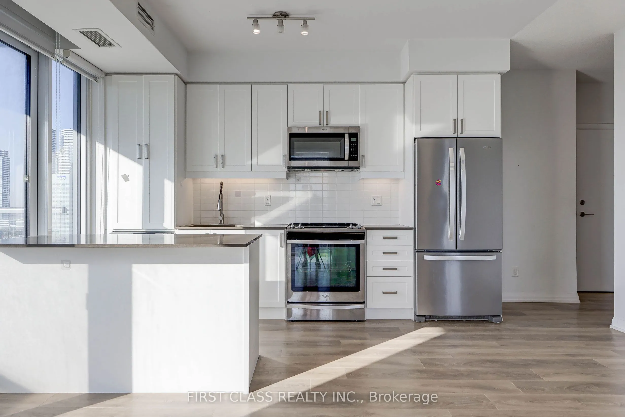 7895 Jane Street, #1104
