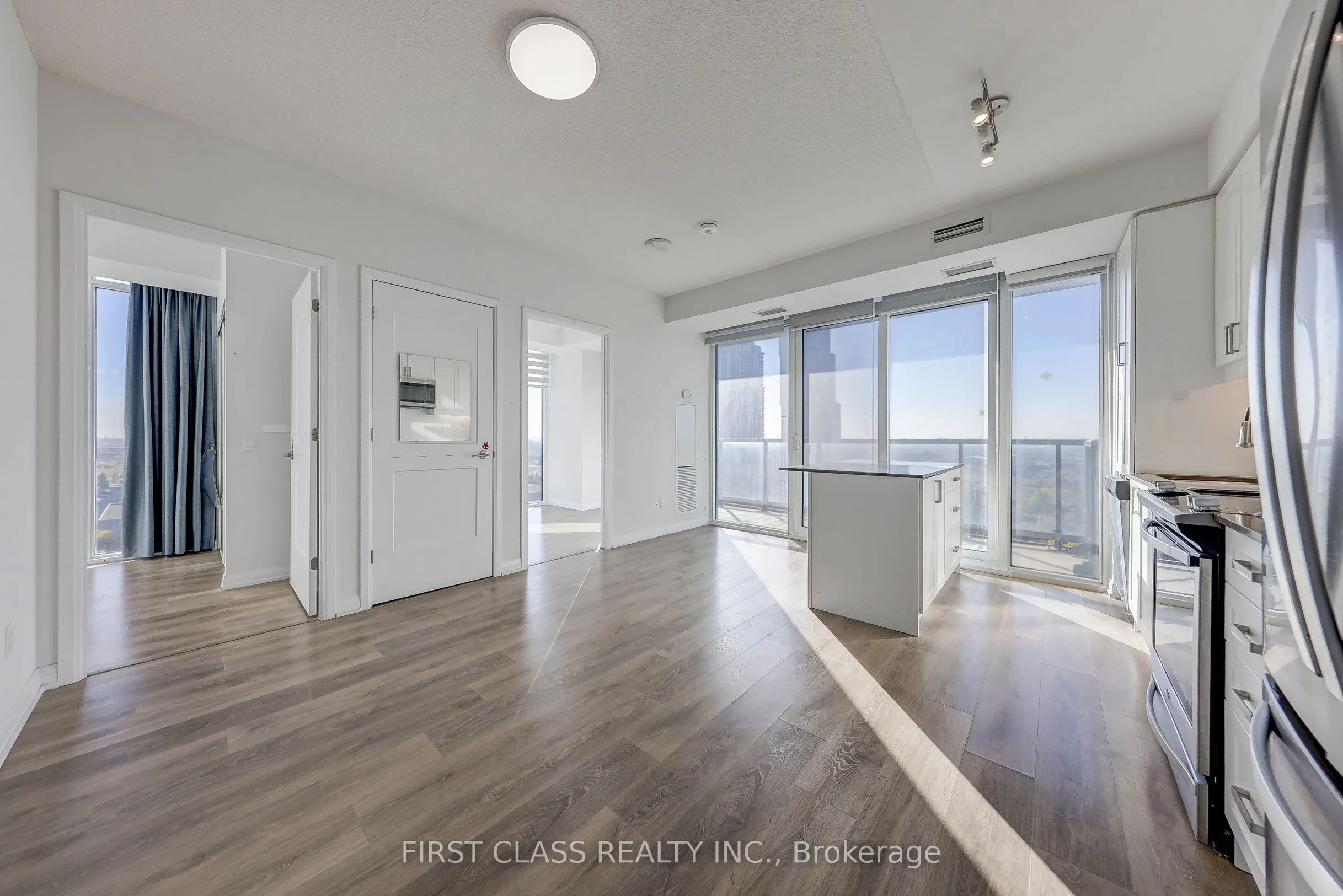 7895 Jane Street, #1104