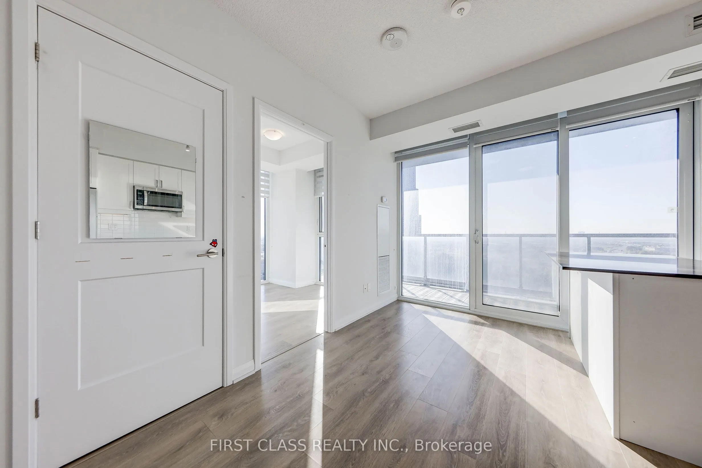 7895 Jane Street, #1104
