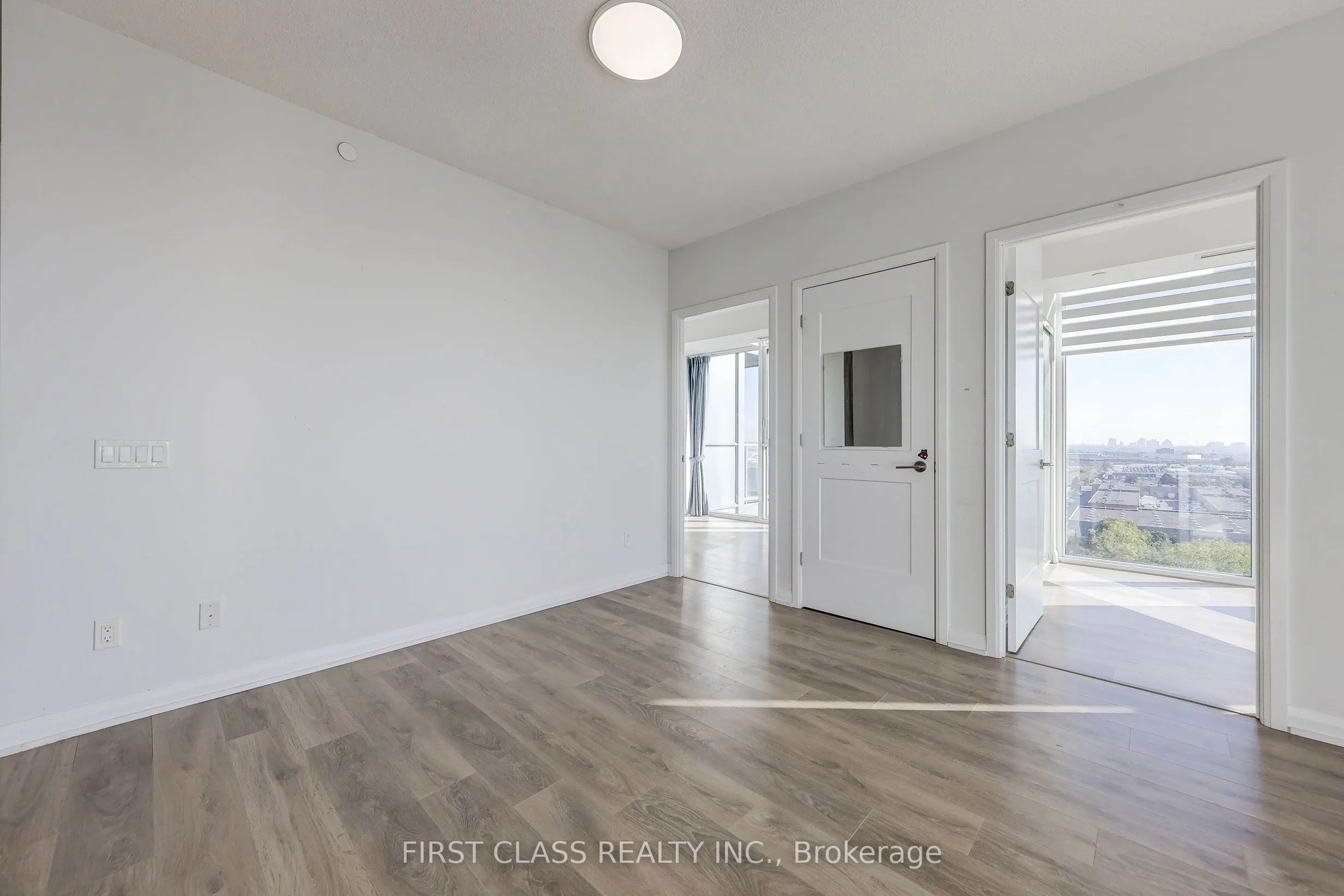 7895 Jane Street, #1104