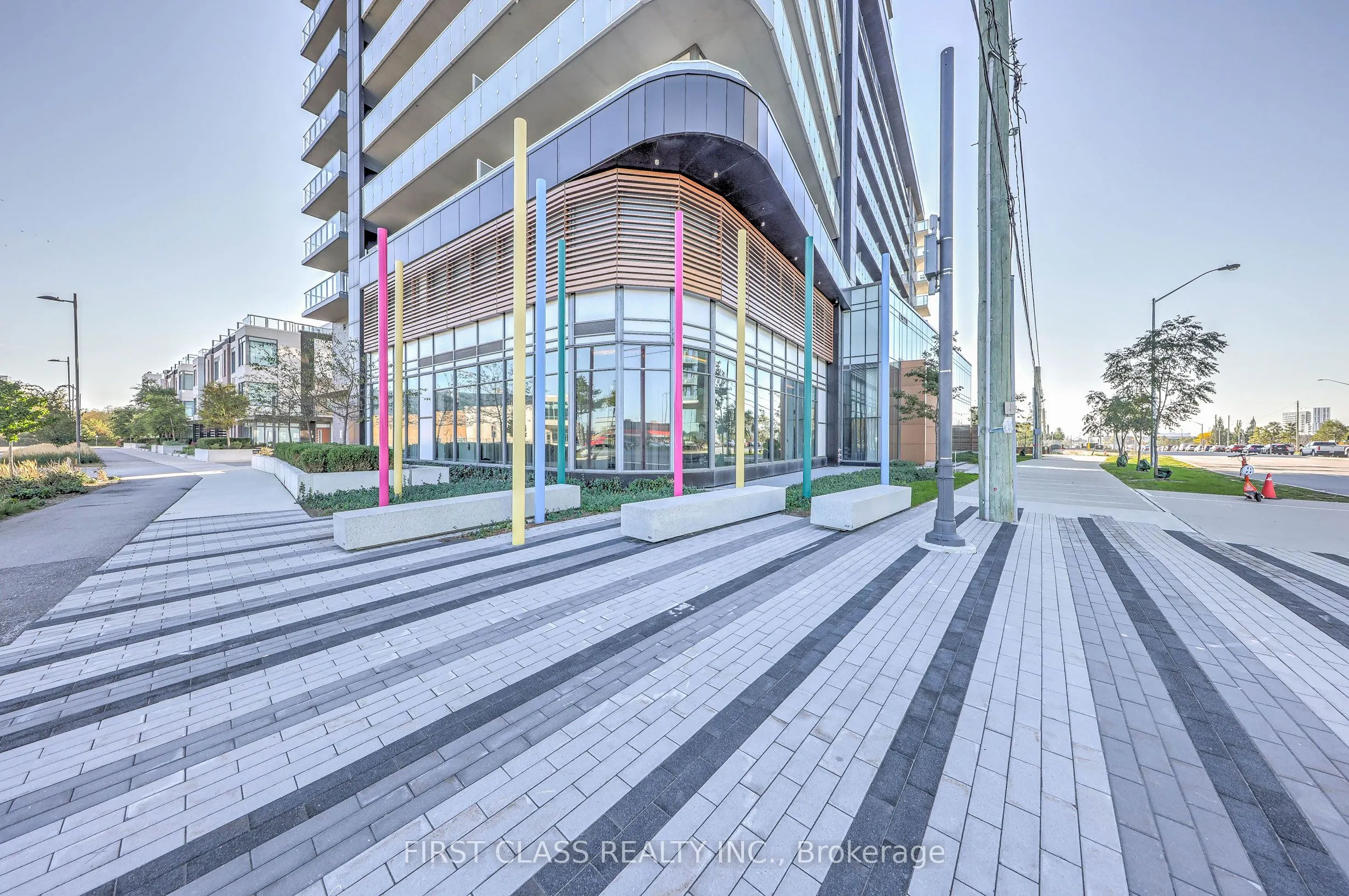 7895 Jane Street, #1104