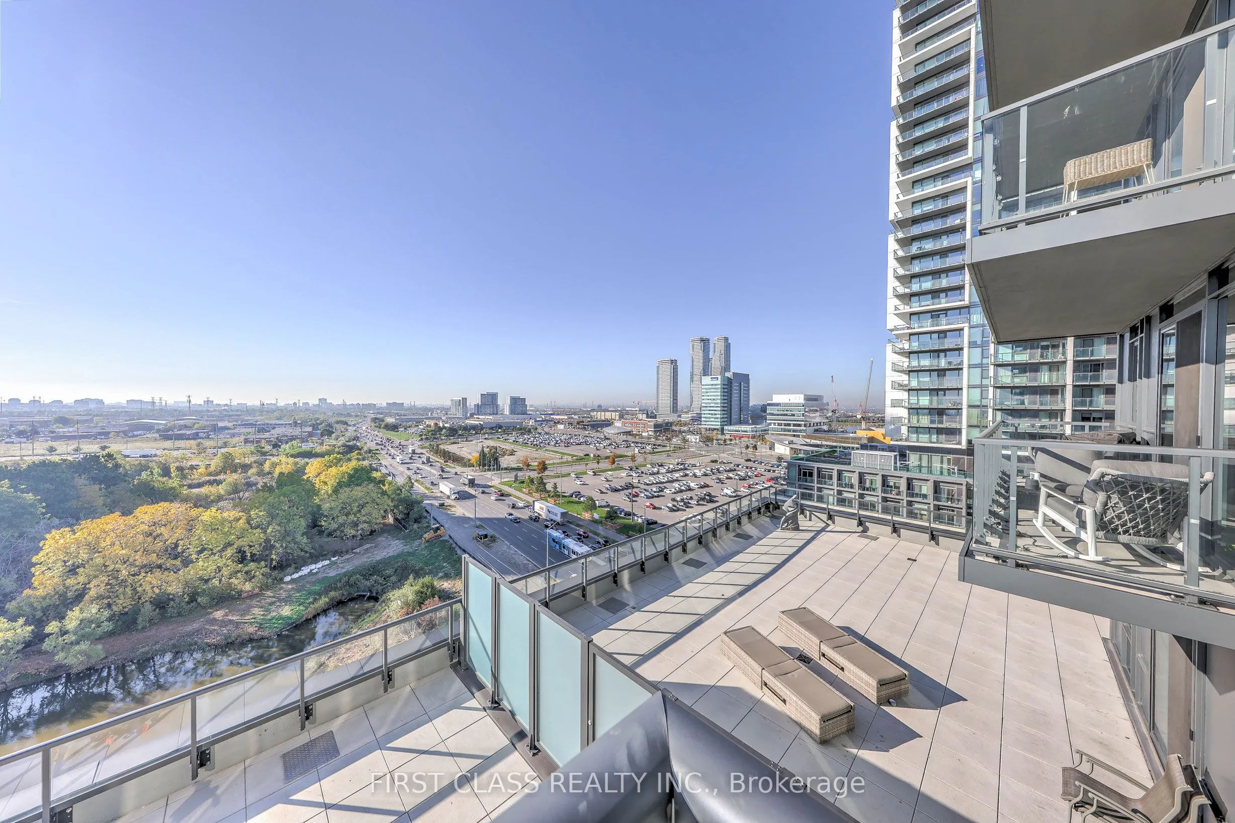 7895 Jane Street, #1104