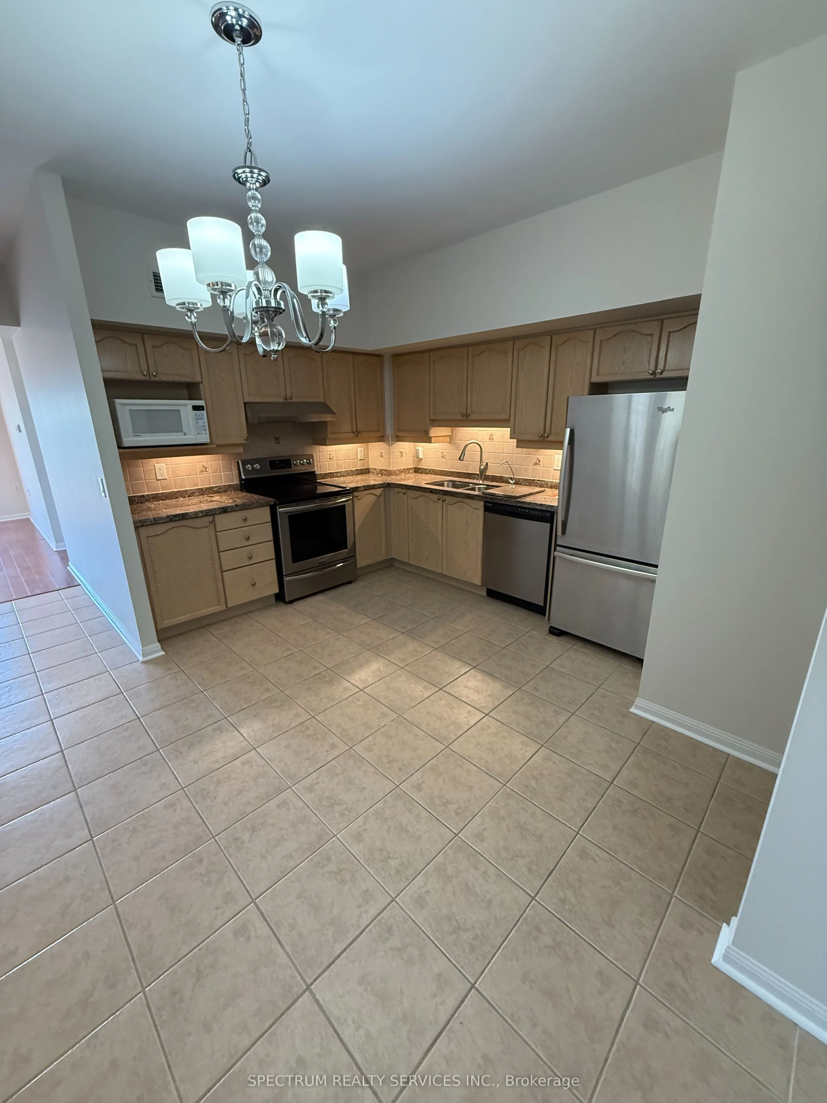 2500 Rutherford Road, #516