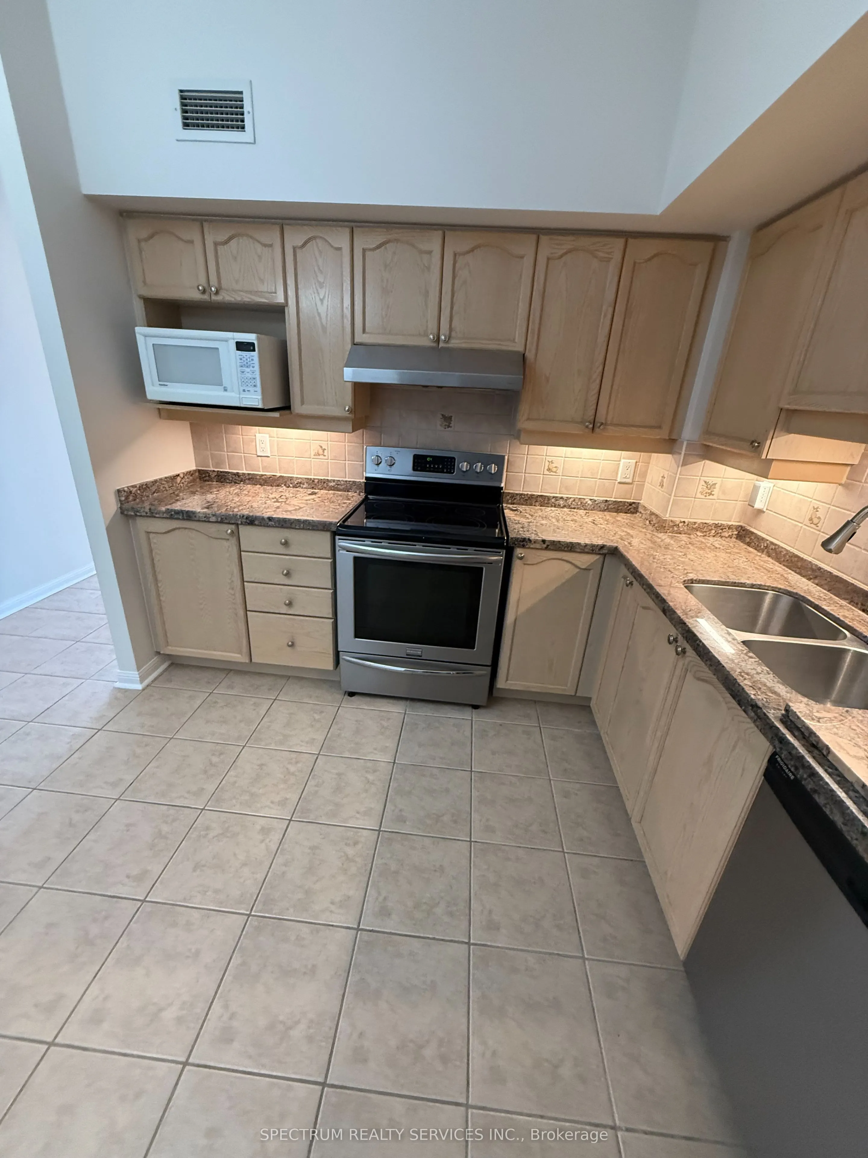 2500 Rutherford Road, #516
