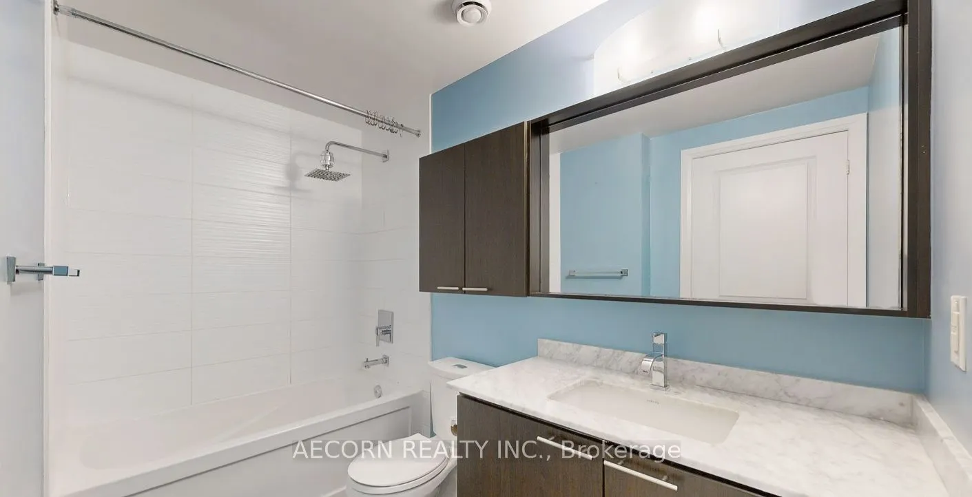 7171 Yonge Street, #2205