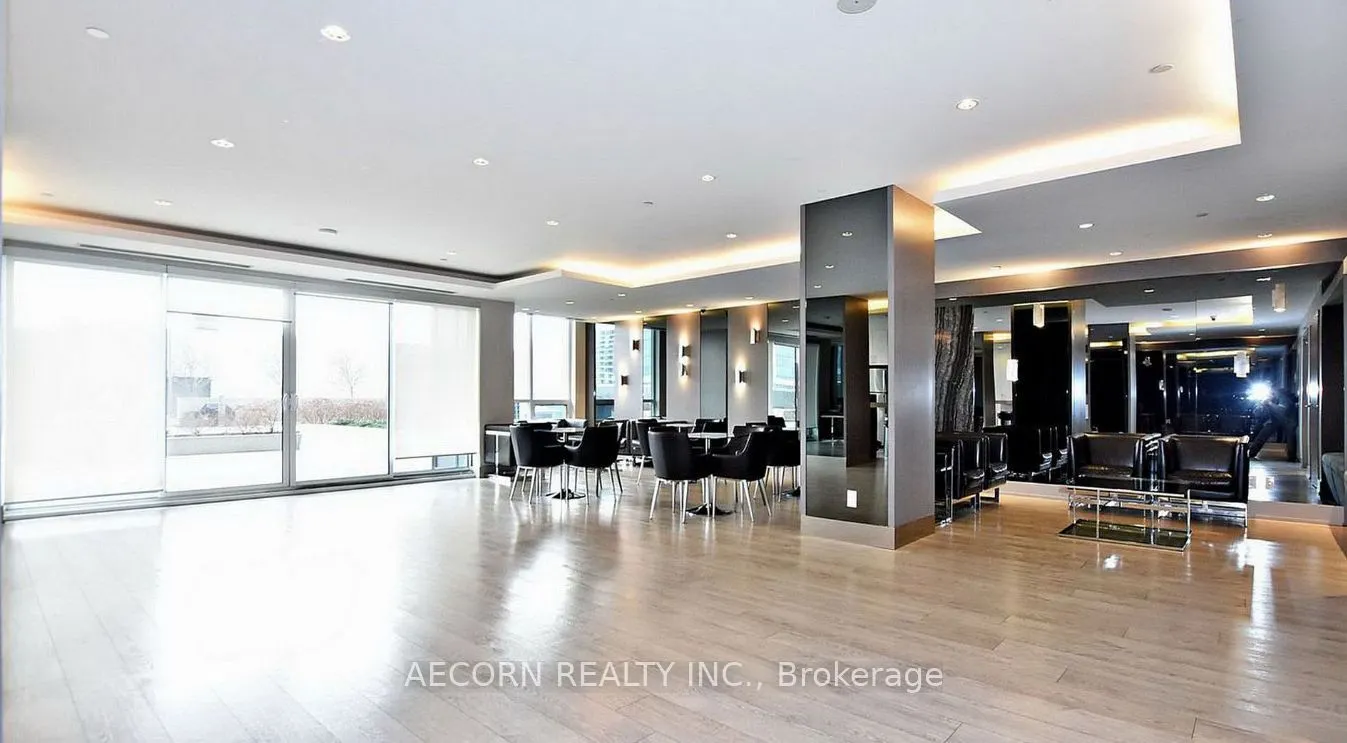 7171 Yonge Street, #2205