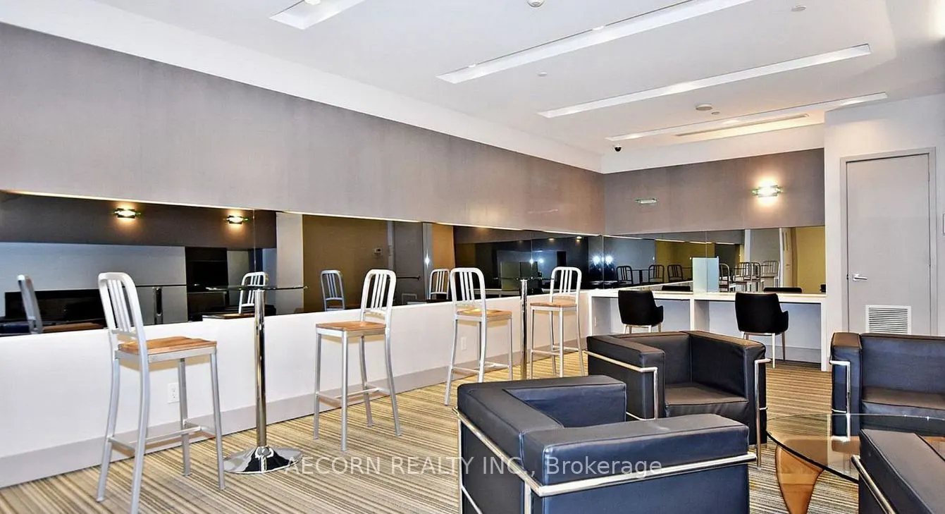 7171 Yonge Street, #2205