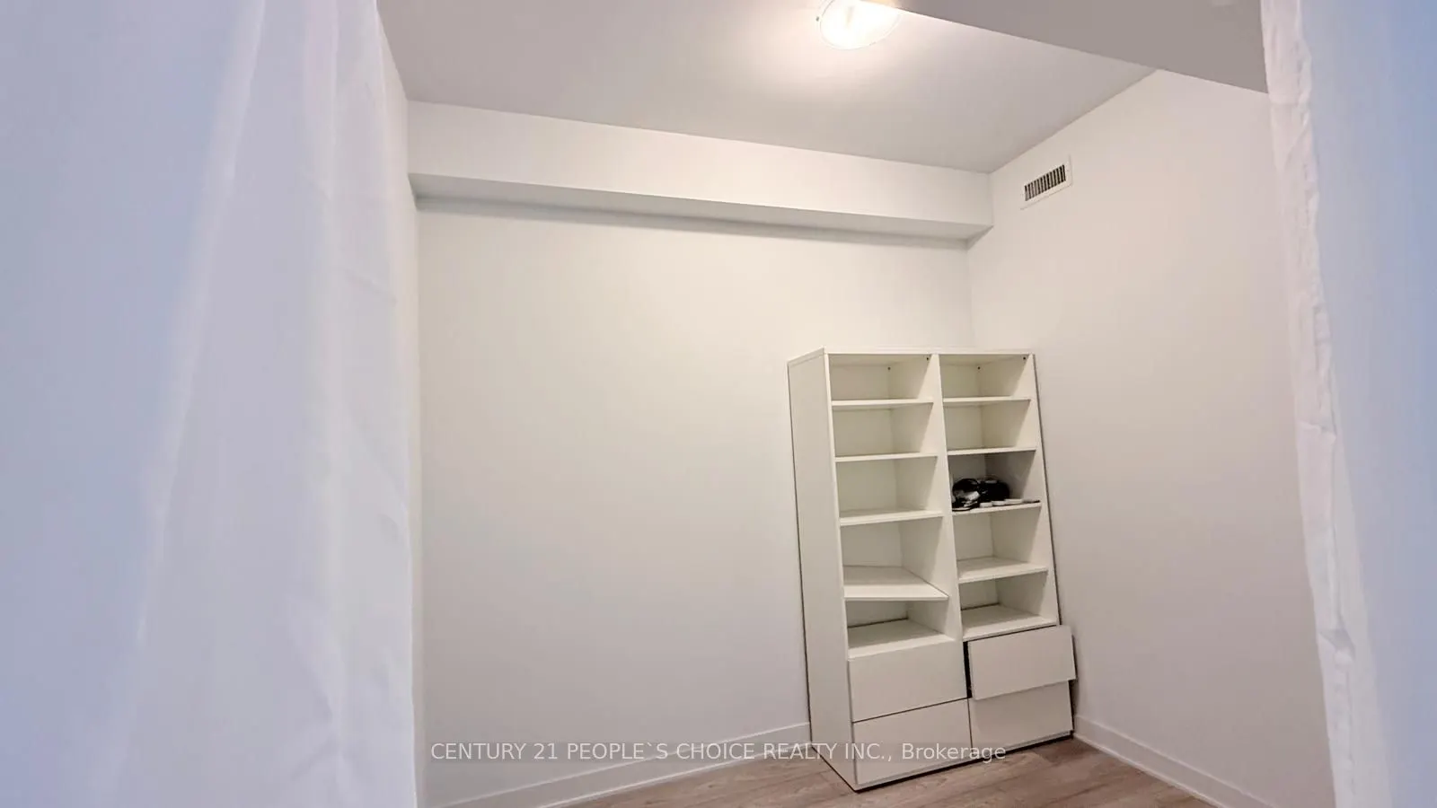 2920 Highway 7 Road, #4307