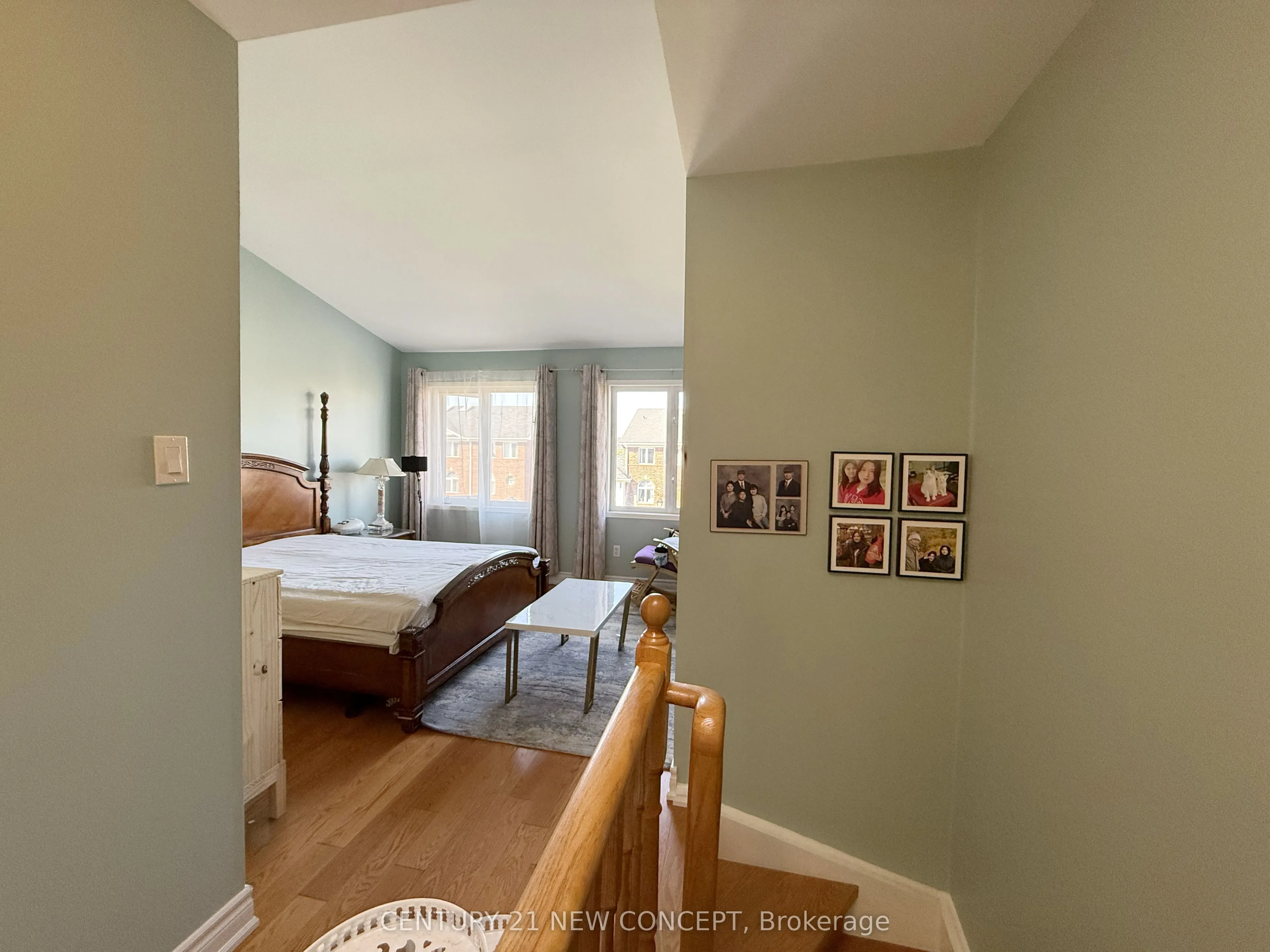 18 Clark Avenue W, #107