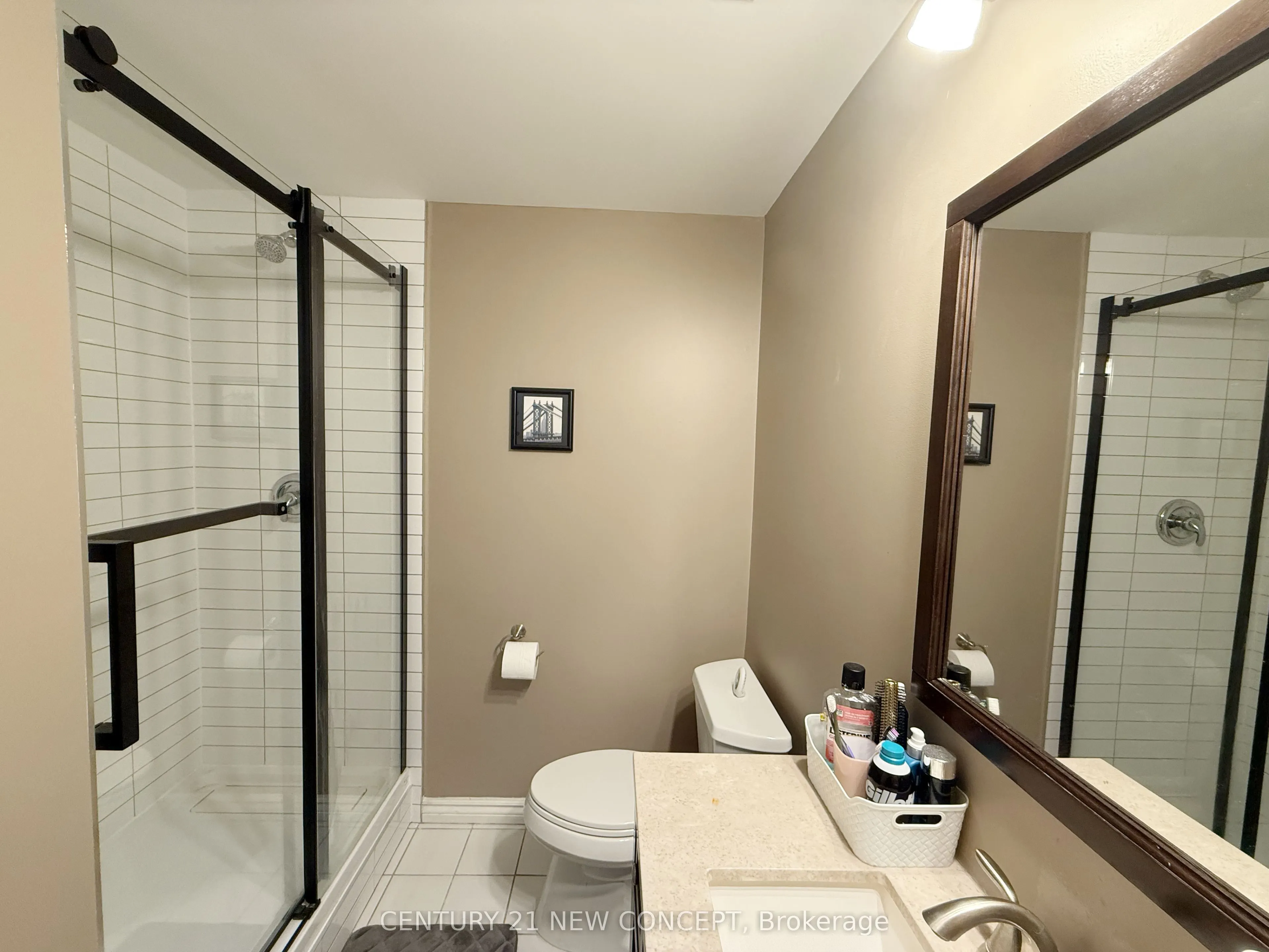 18 Clark Avenue W, #107