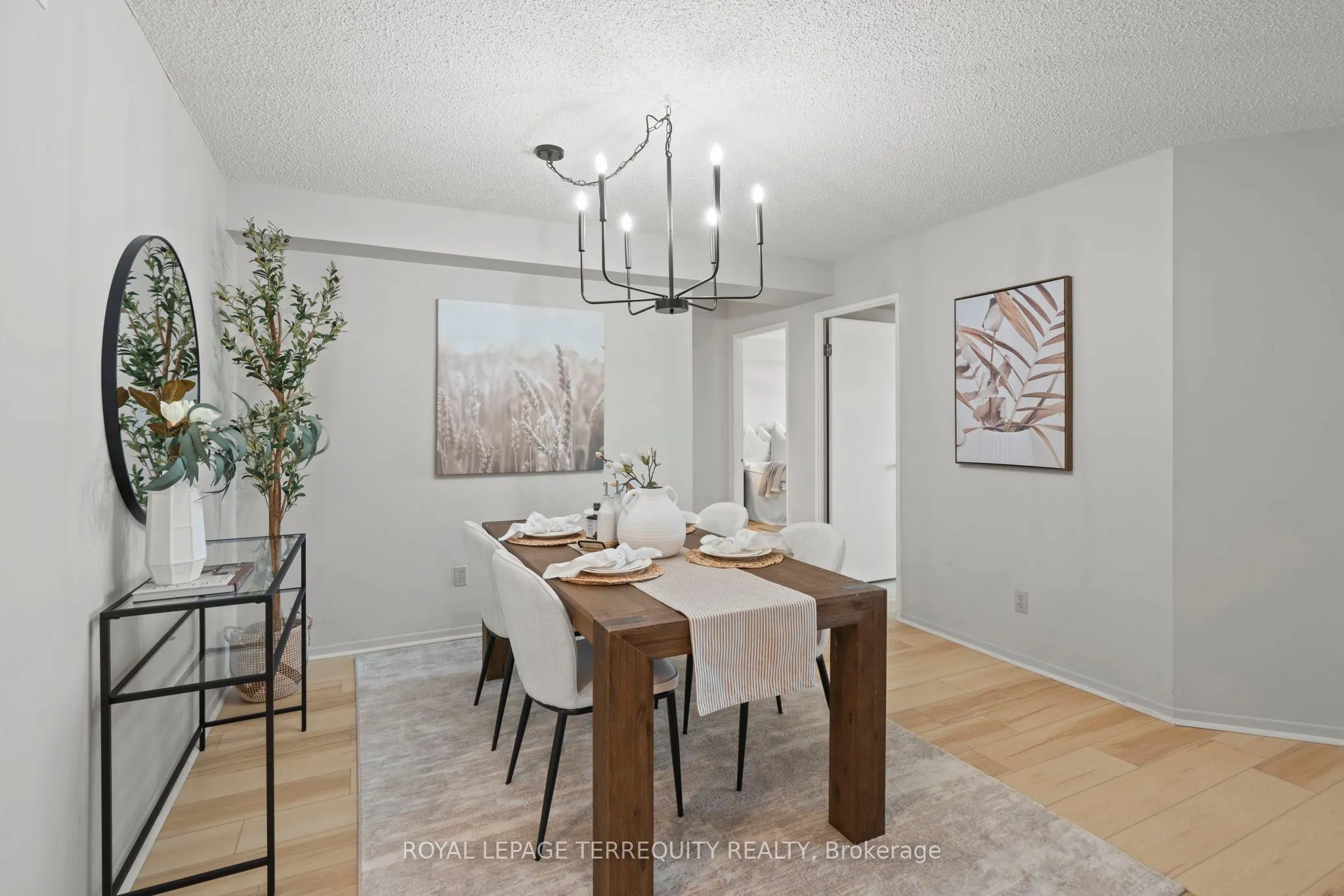41 Ash Street, #304