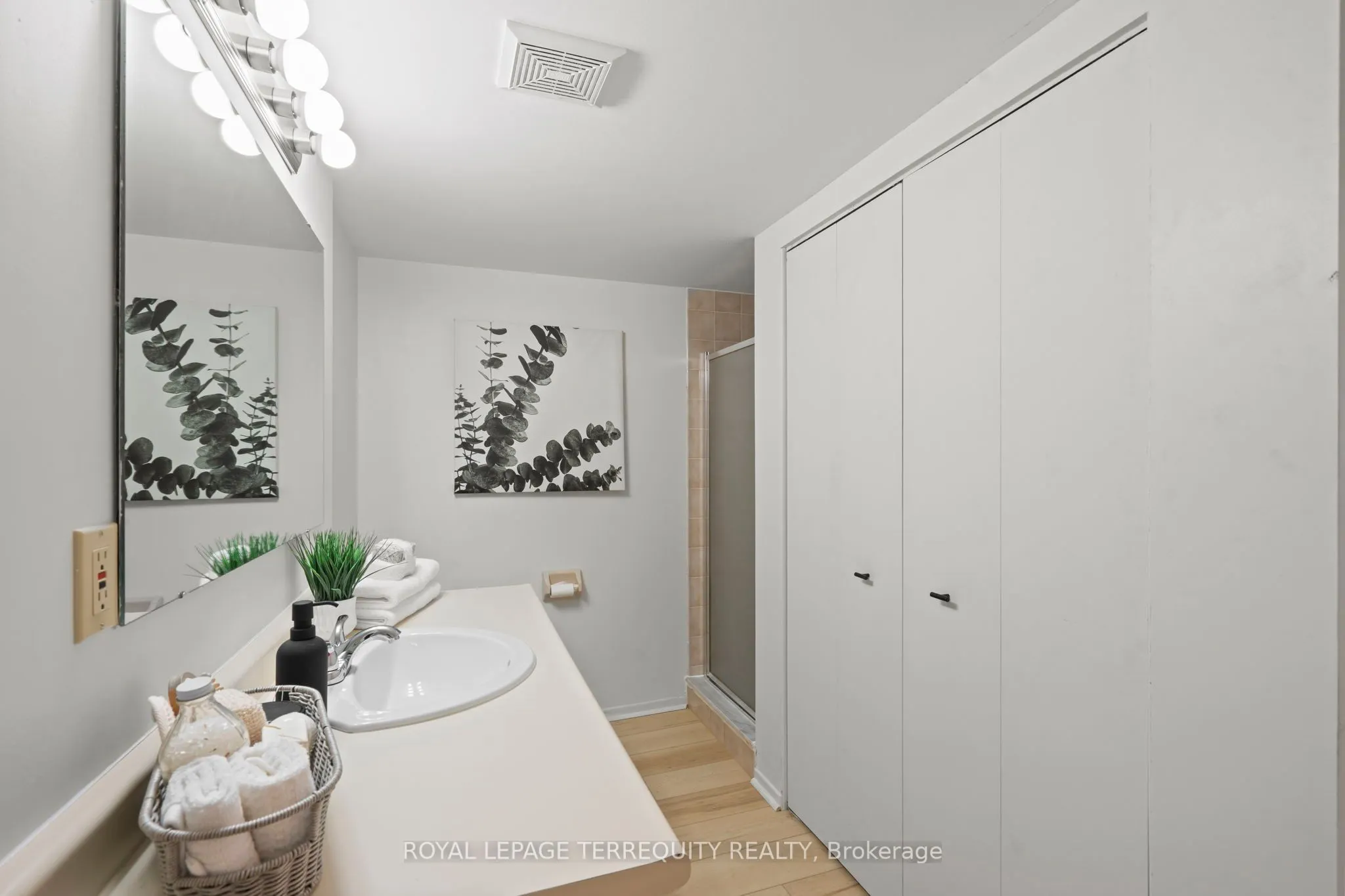 41 Ash Street, #304