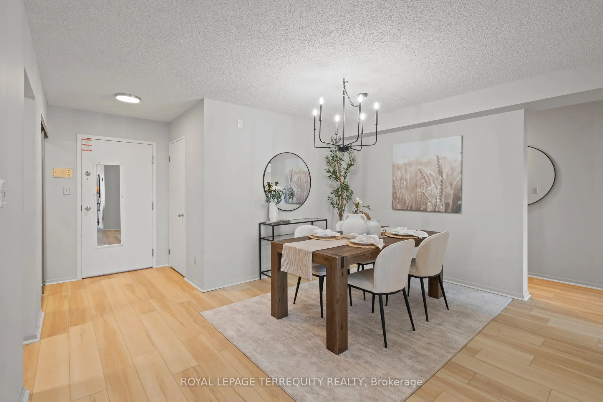 41 Ash Street, #304