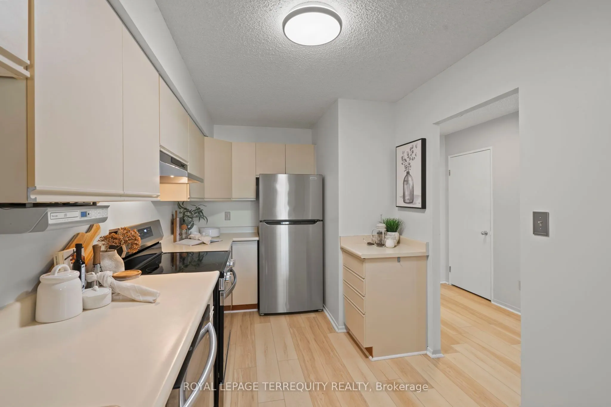 41 Ash Street, #304