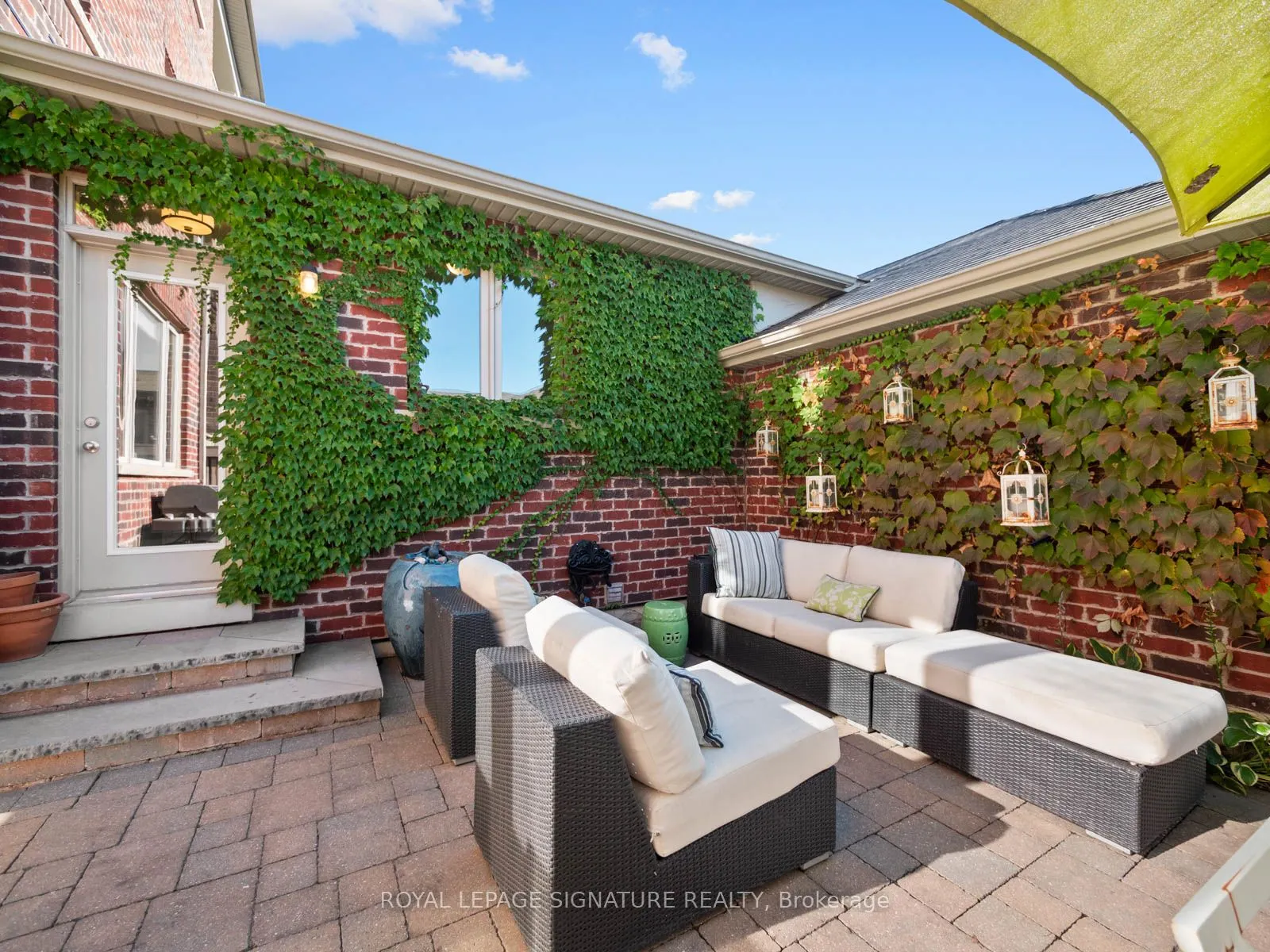 116 Barons Street