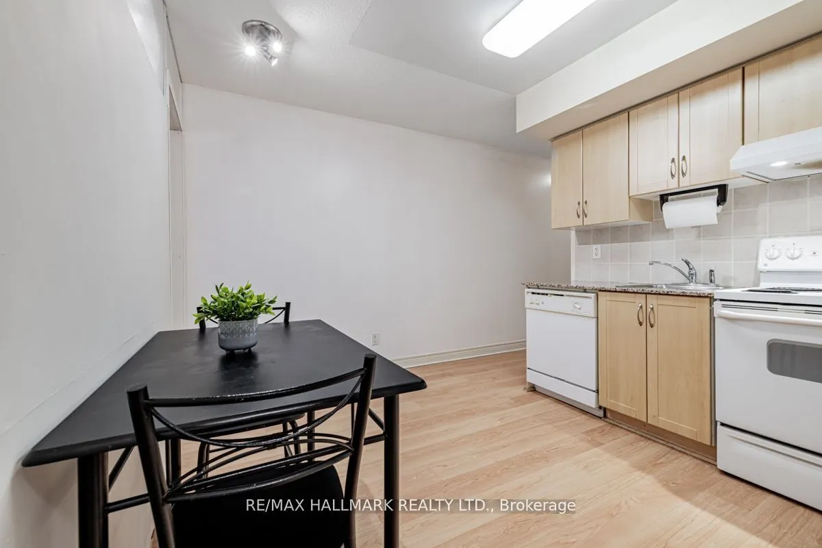 50 Disera Drive, #717