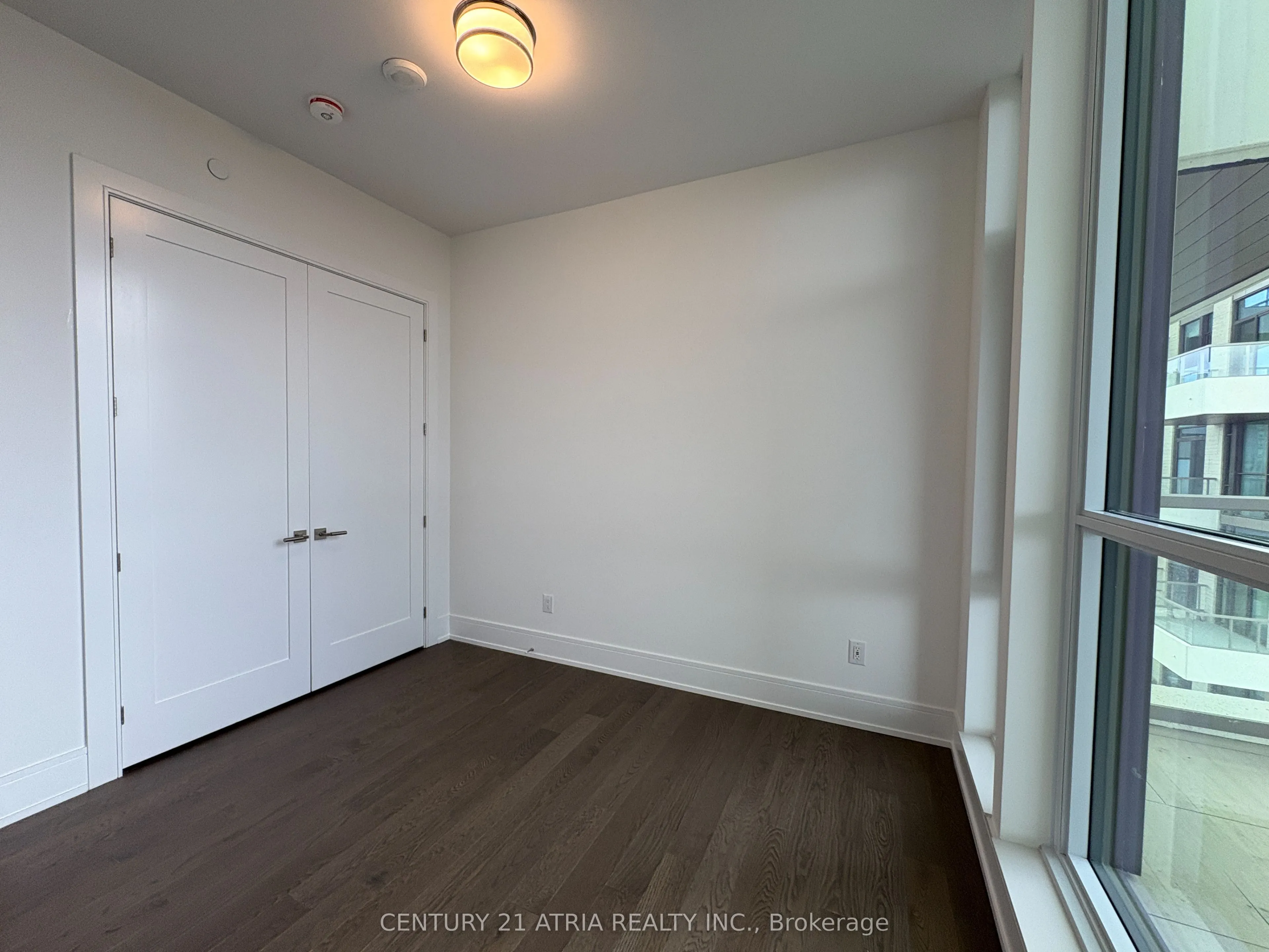 397 Royal Orchard Boulevard, #605