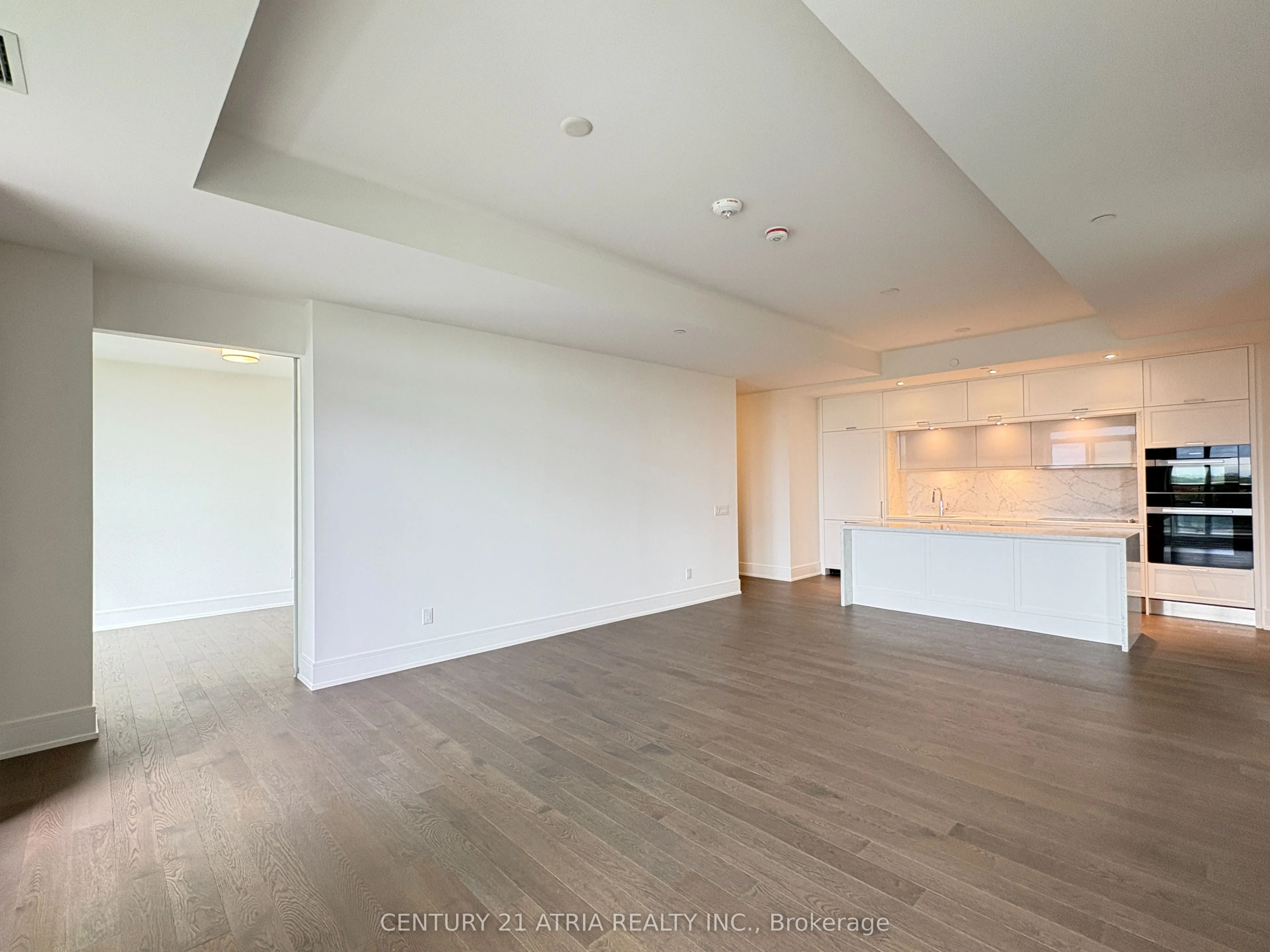 397 Royal Orchard Boulevard, #605