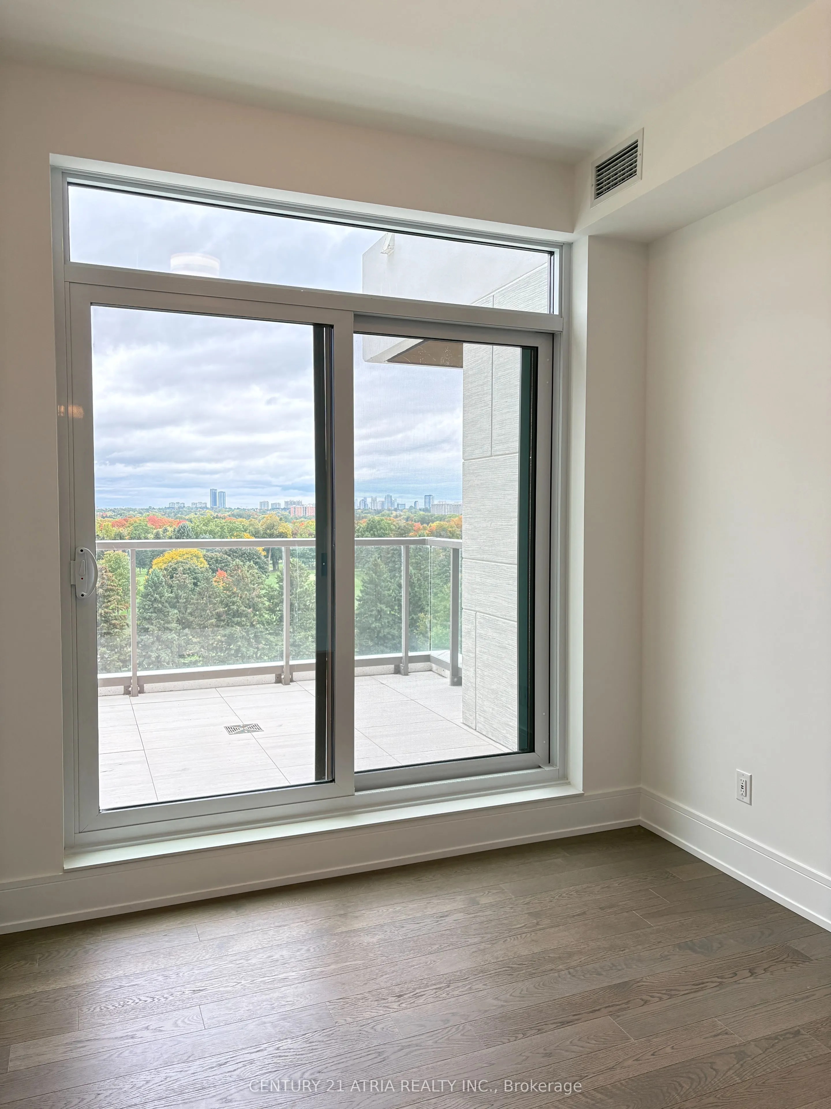397 Royal Orchard Boulevard, #605