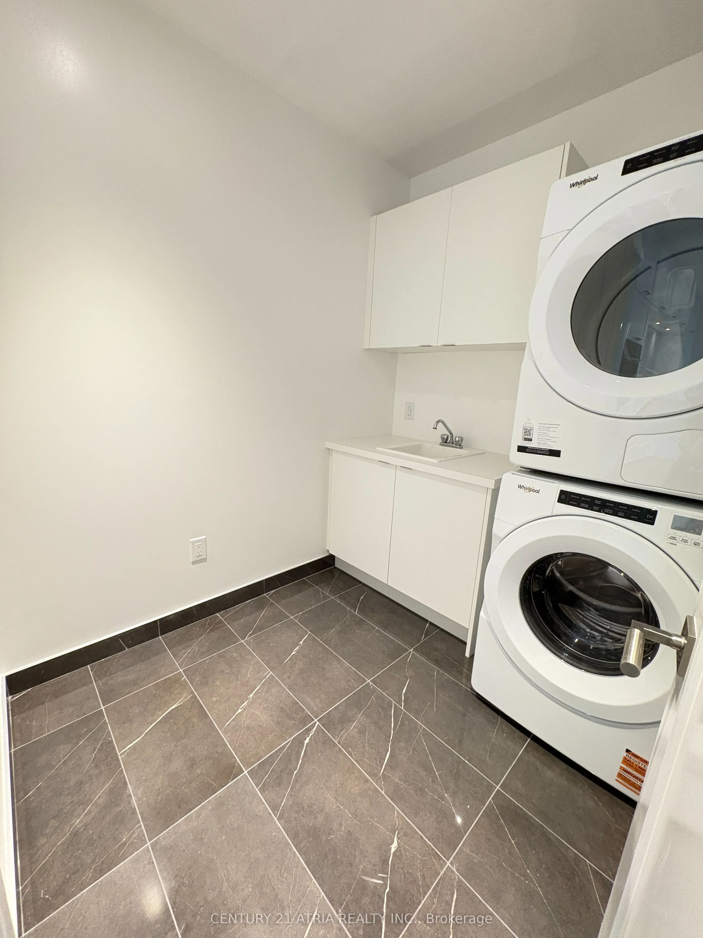 397 Royal Orchard Boulevard, #605