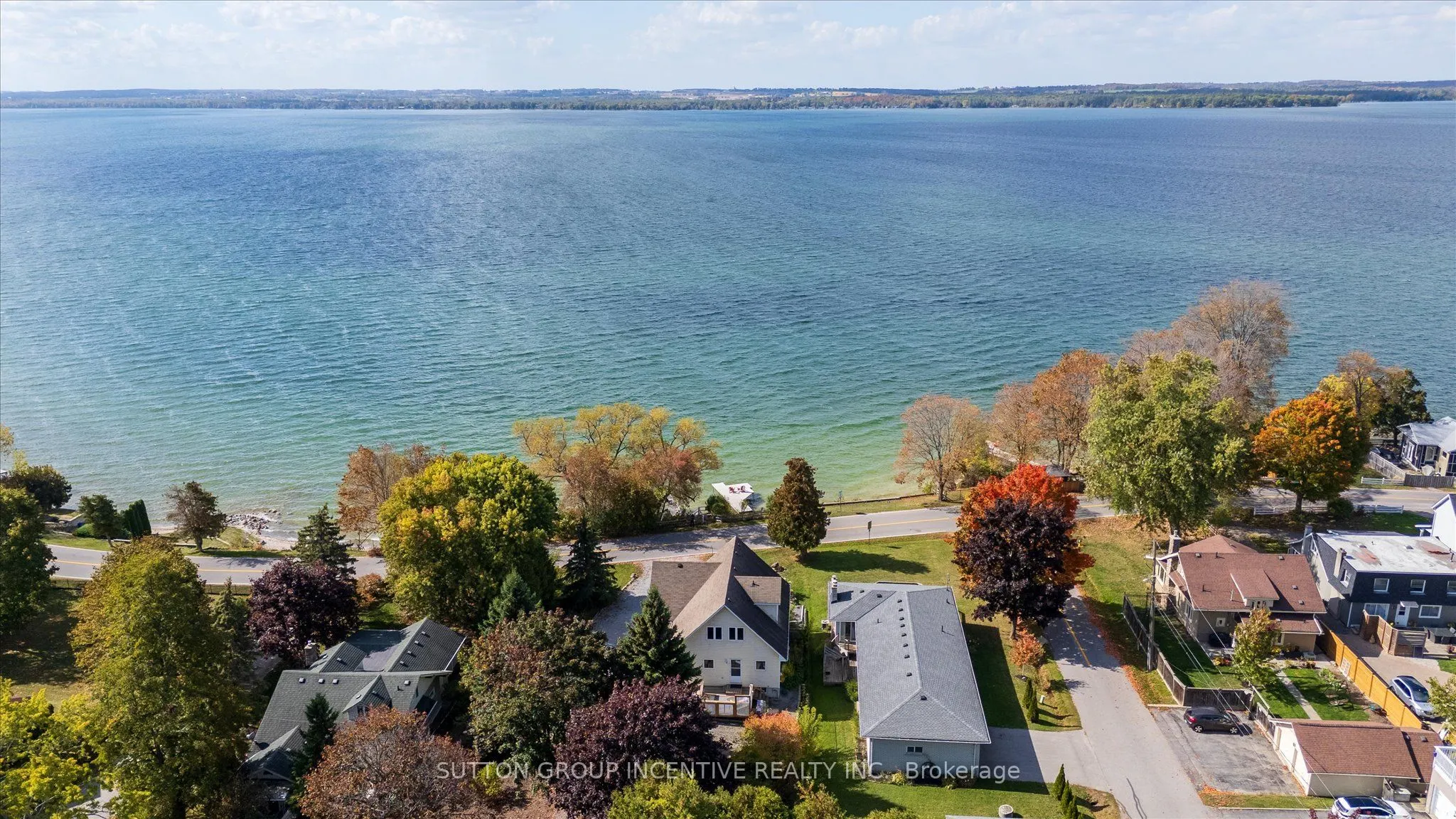 183 Lake Drive N