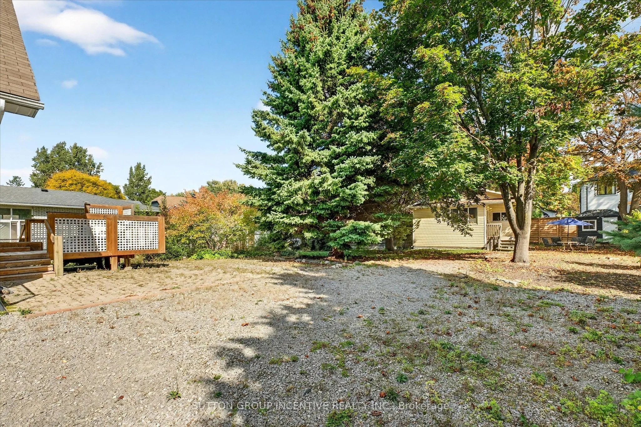183 Lake Drive N