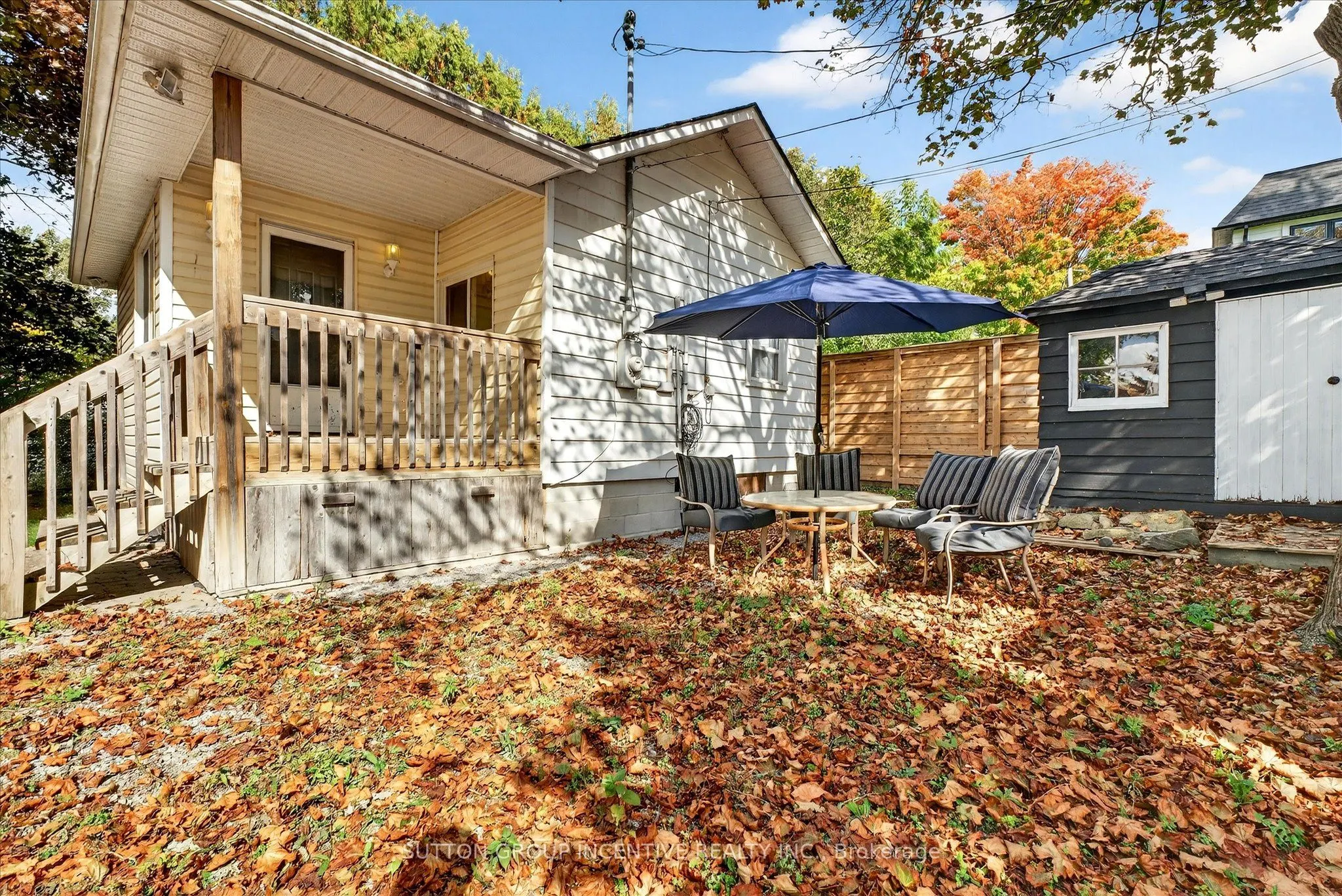 183 Lake Drive N