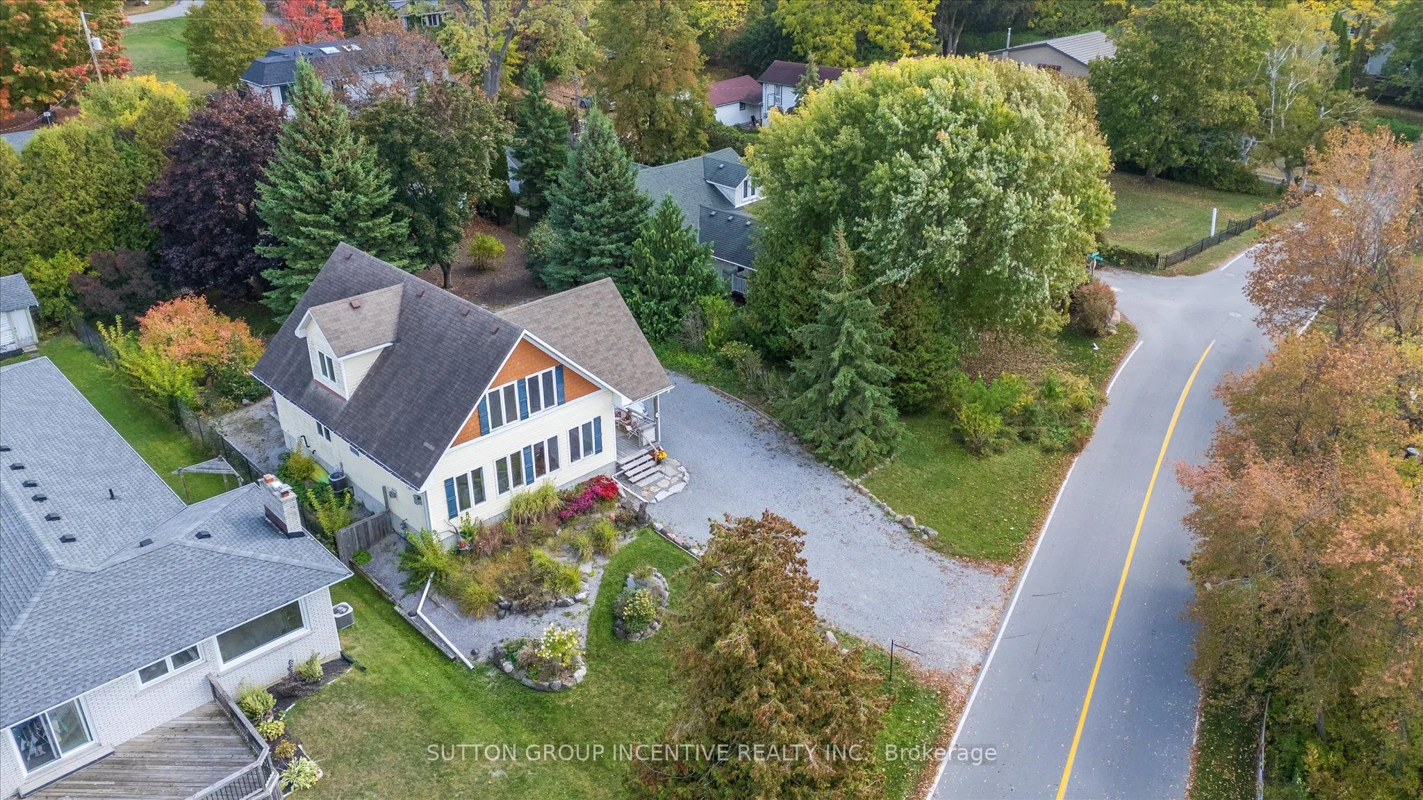 183 Lake Drive N