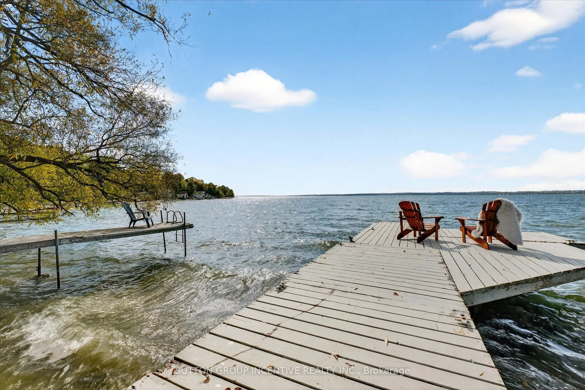 183 Lake Drive N
