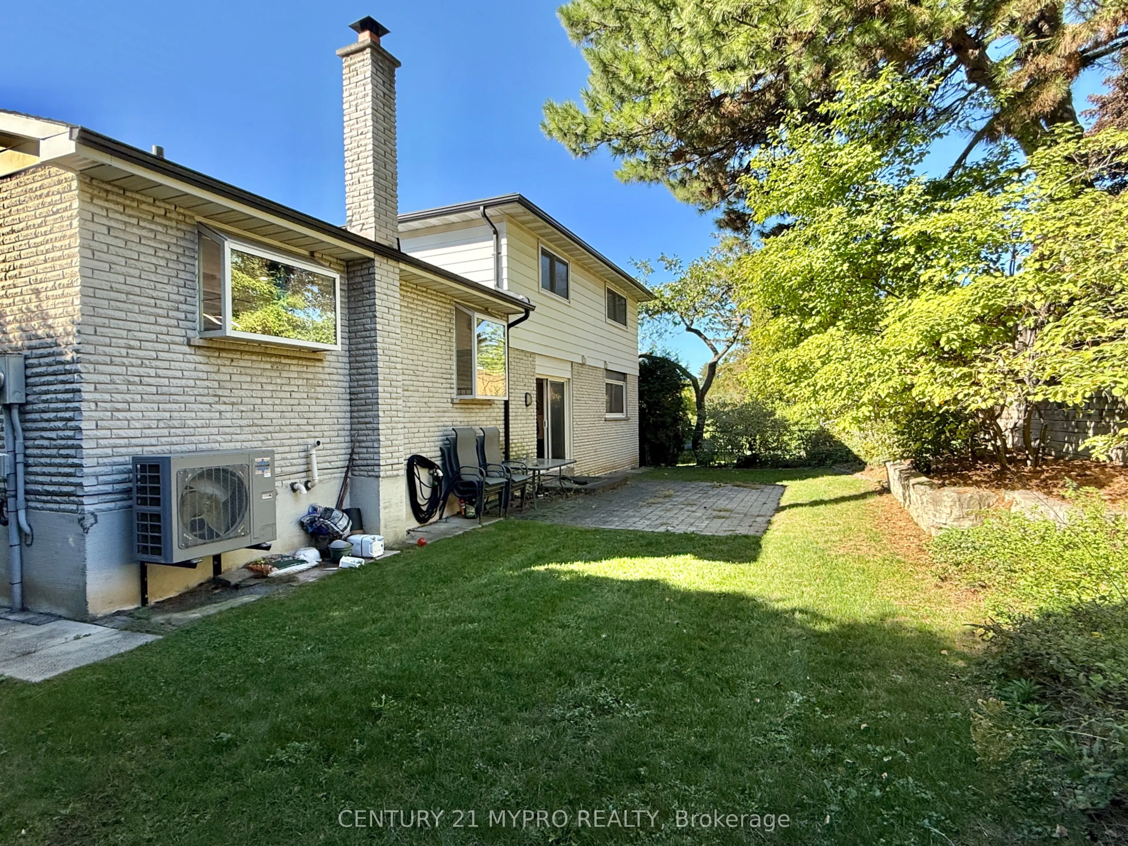 16 Cypress Point Court
