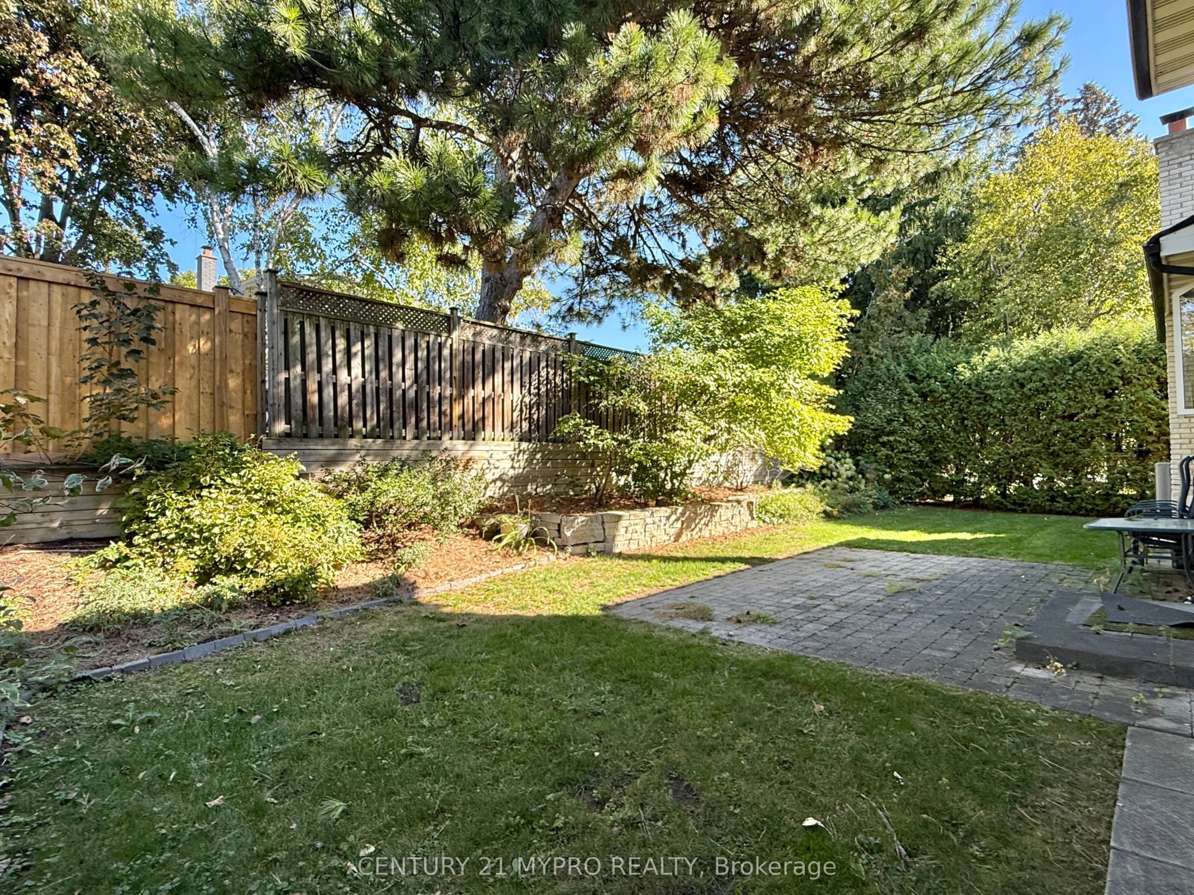 16 Cypress Point Court