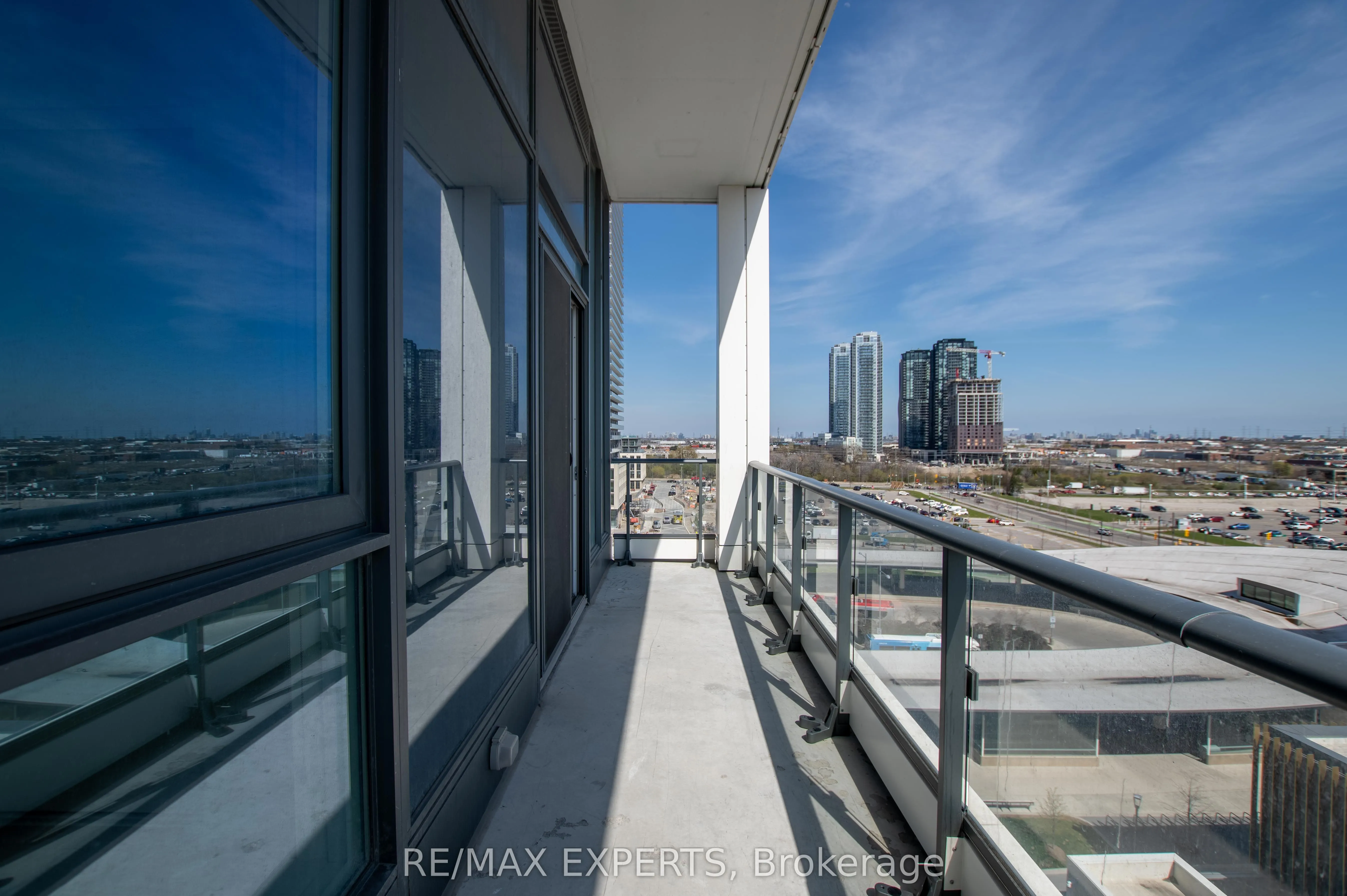 5 Buttermill Avenue, #901