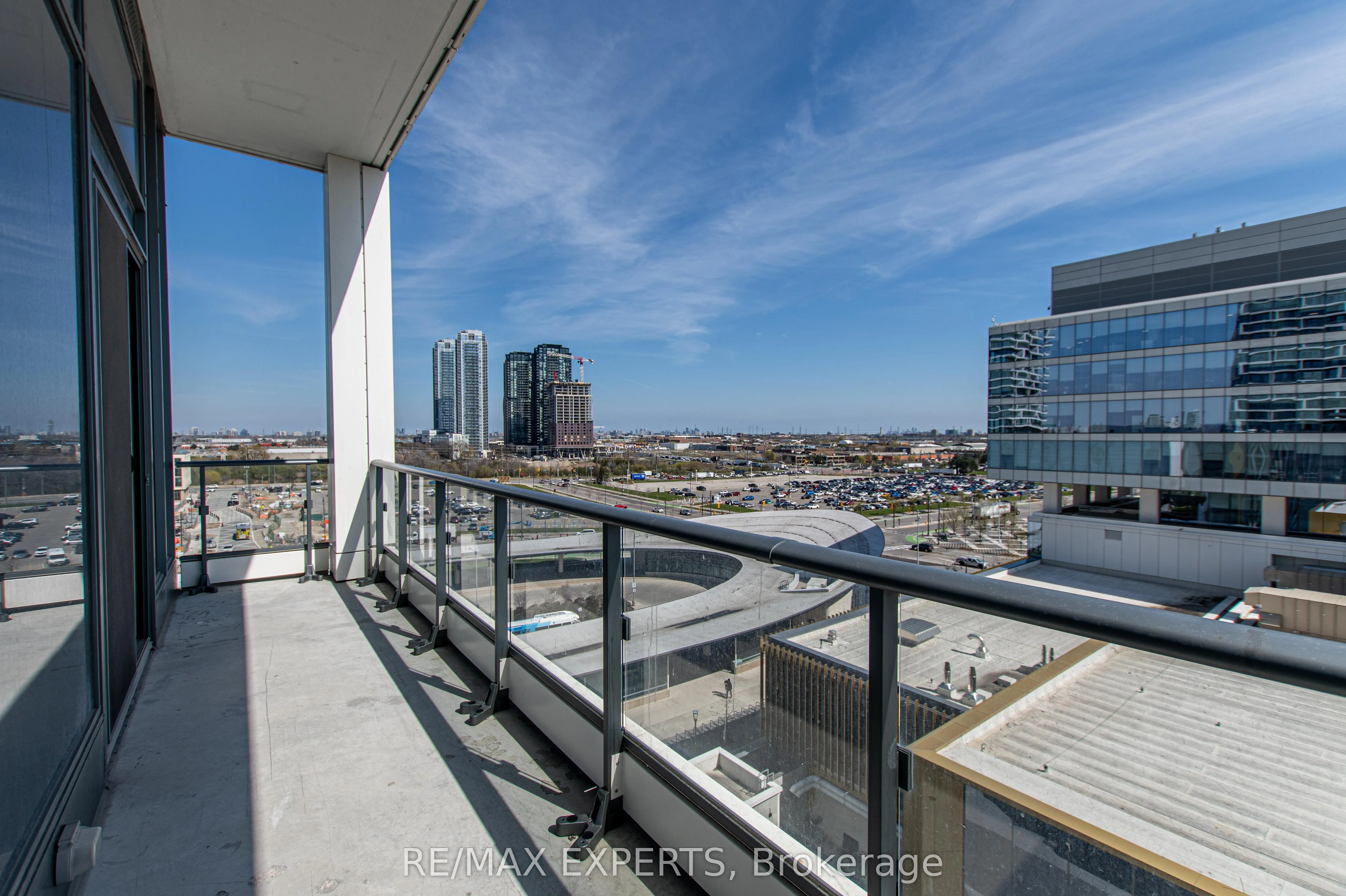 5 Buttermill Avenue, #901