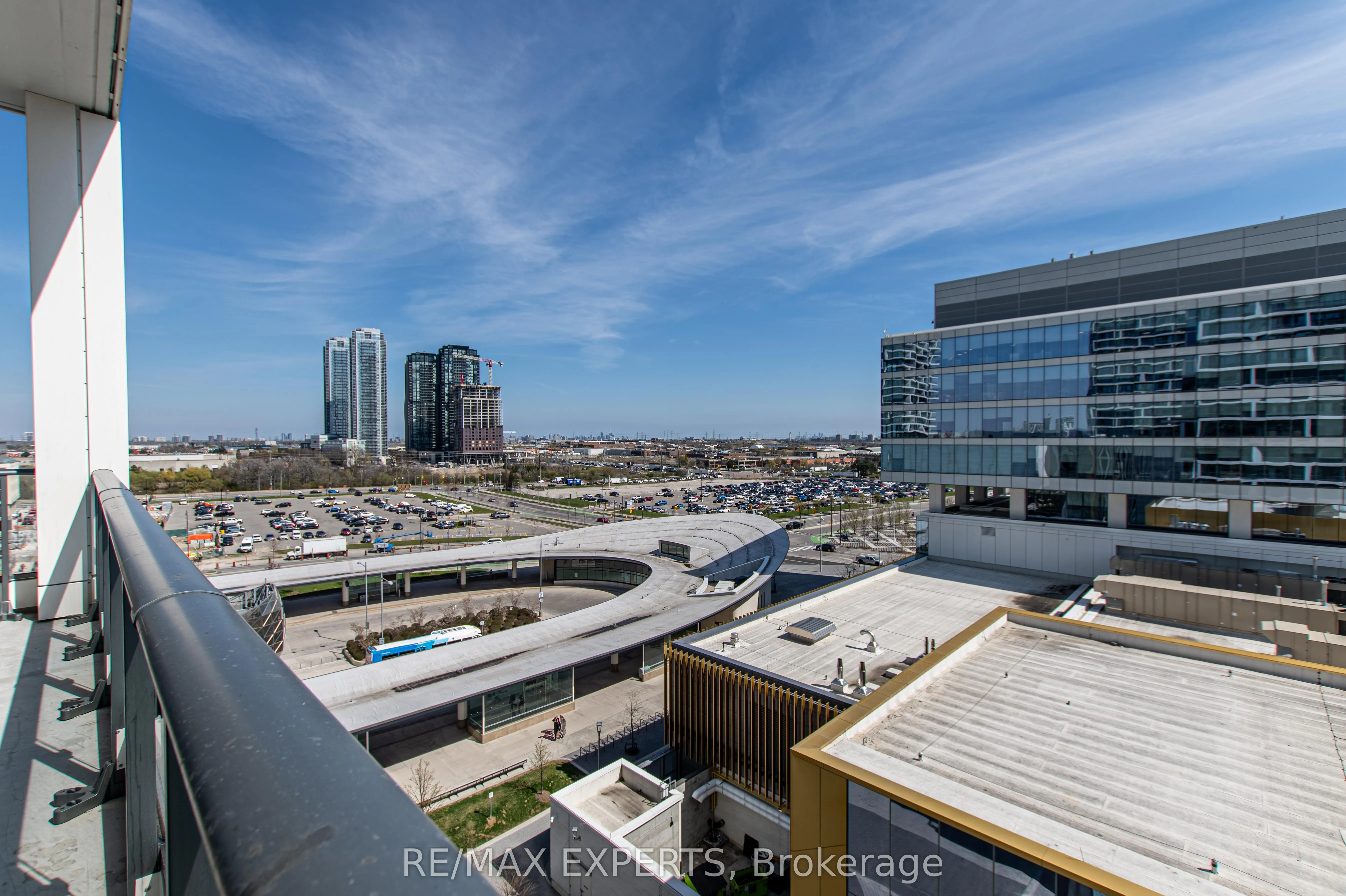5 Buttermill Avenue, #901