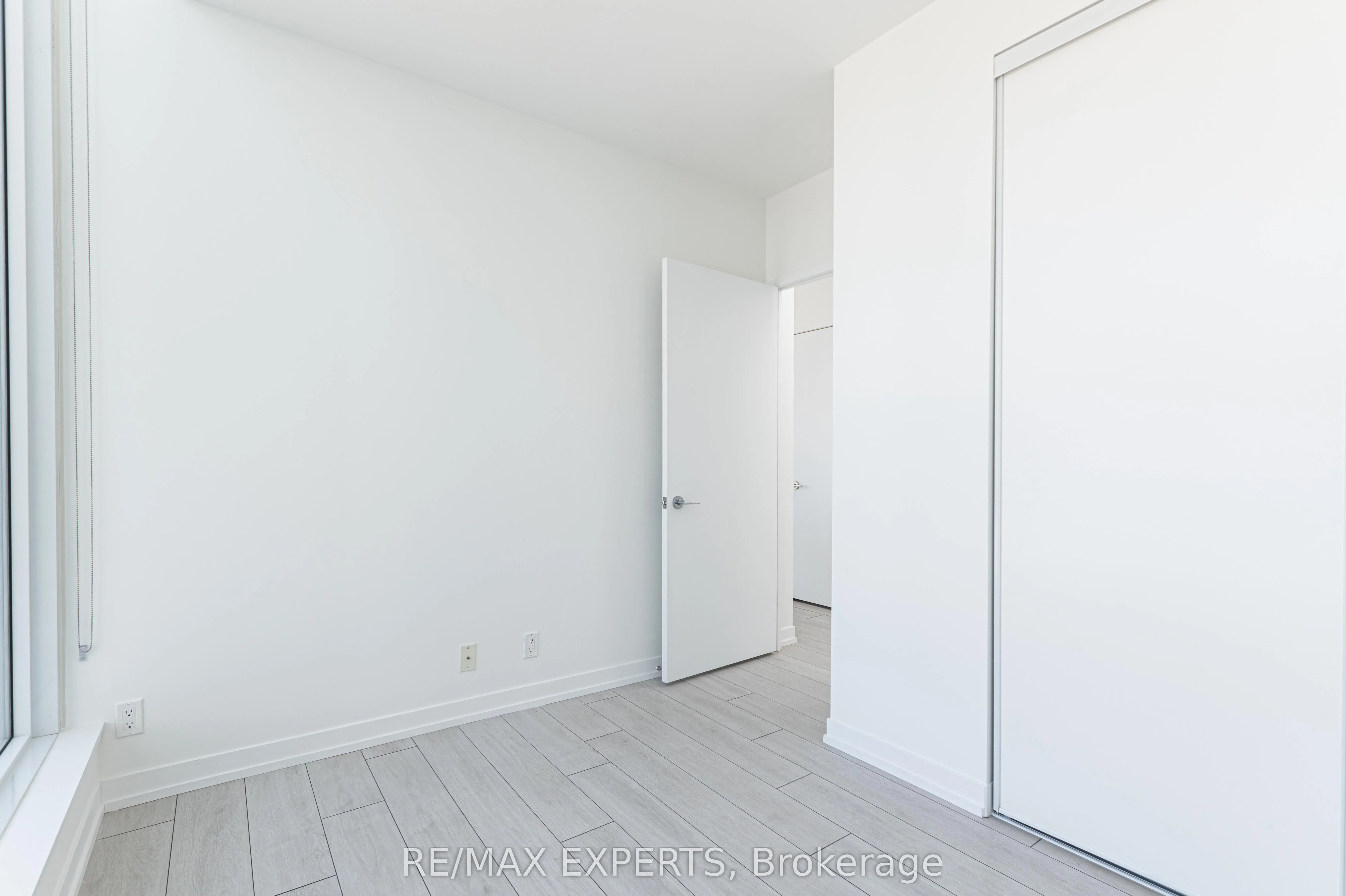 5 Buttermill Avenue, #901