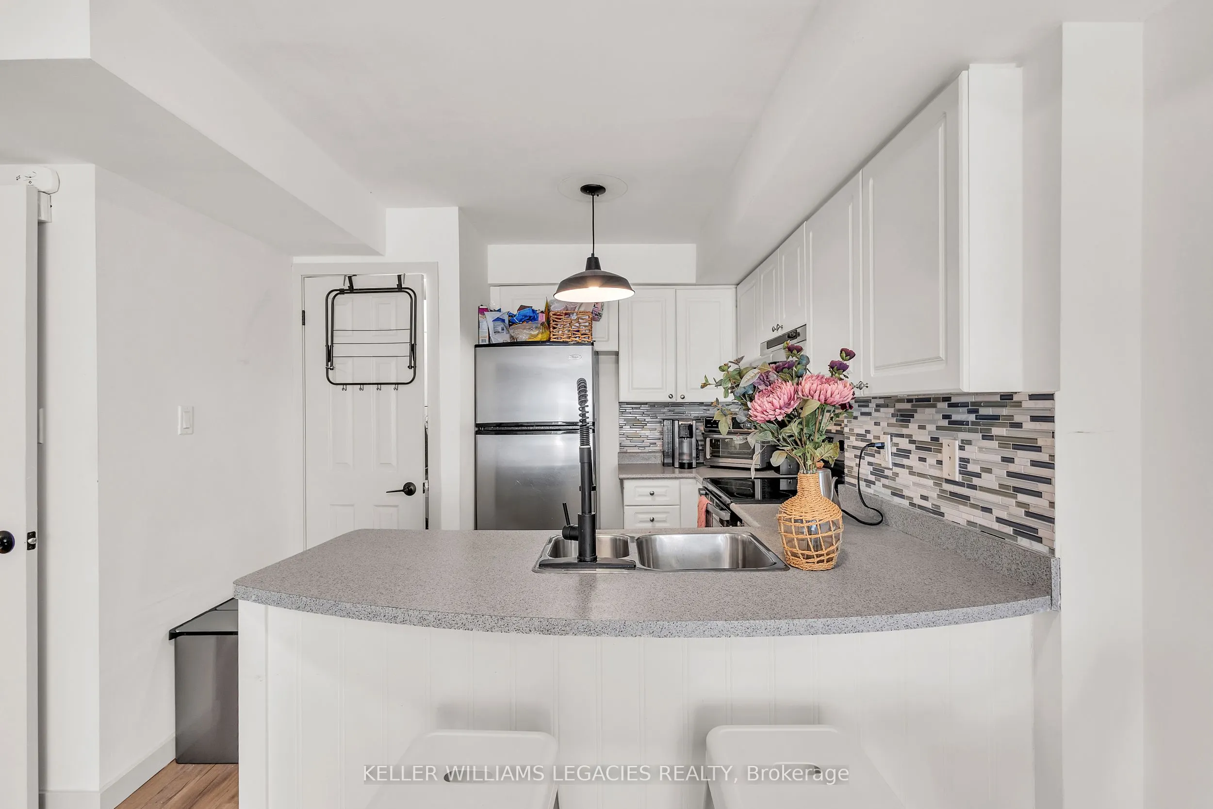 308 John Street, #209